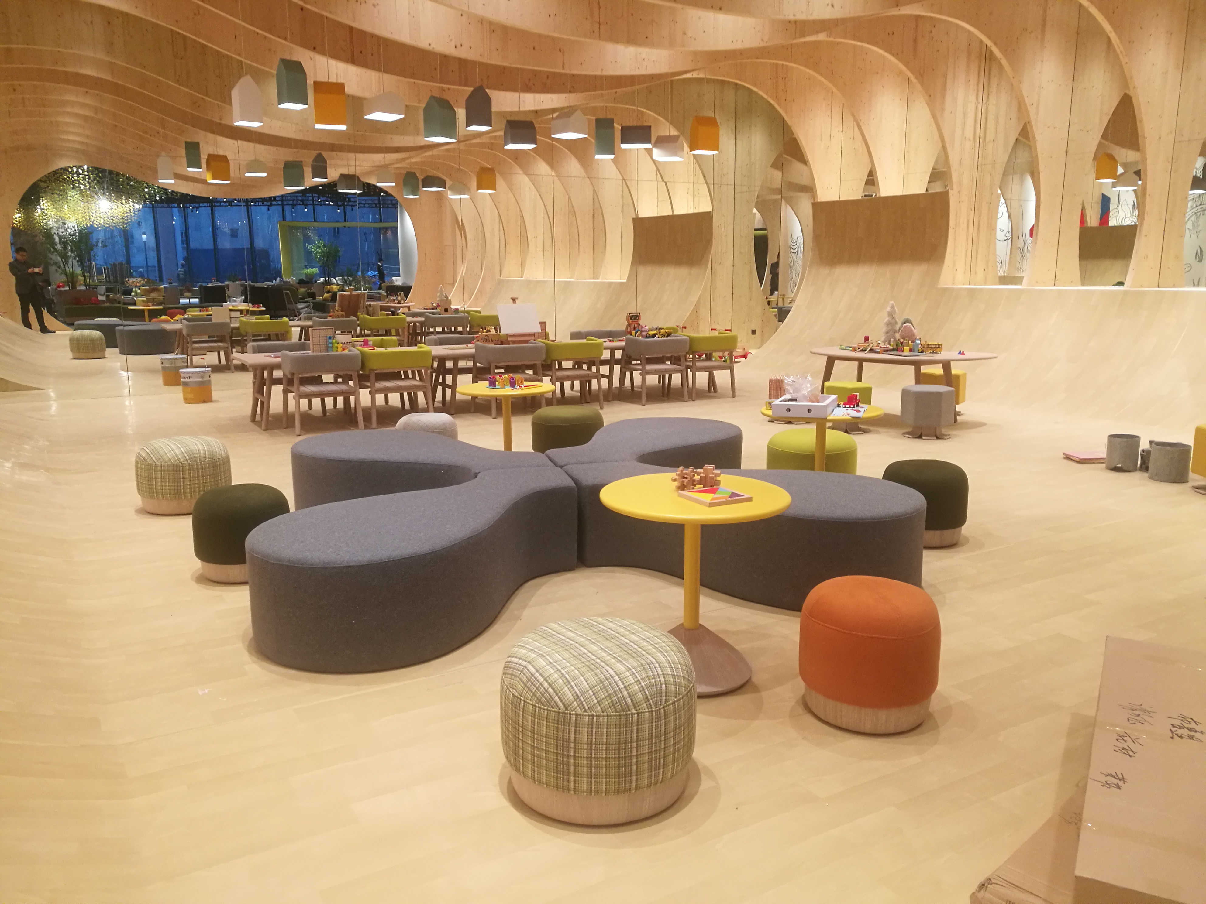 华体会(中国) - 坐具|餐椅|办公家具|设计师家具|阿姆斯椅