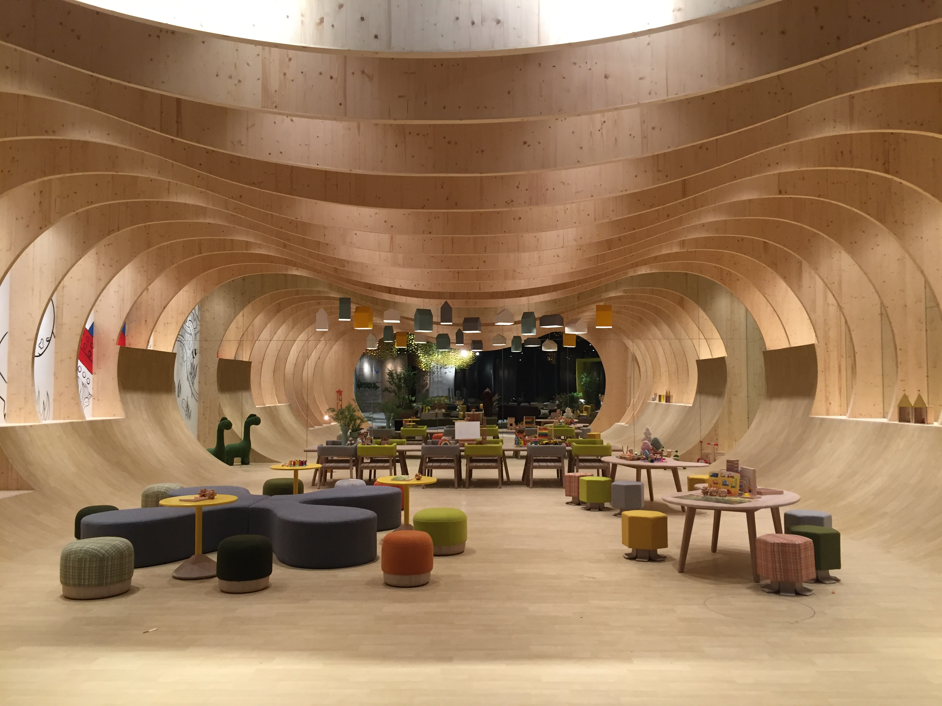 华体会(中国) - 坐具|餐椅|办公家具|设计师家具|阿姆斯椅