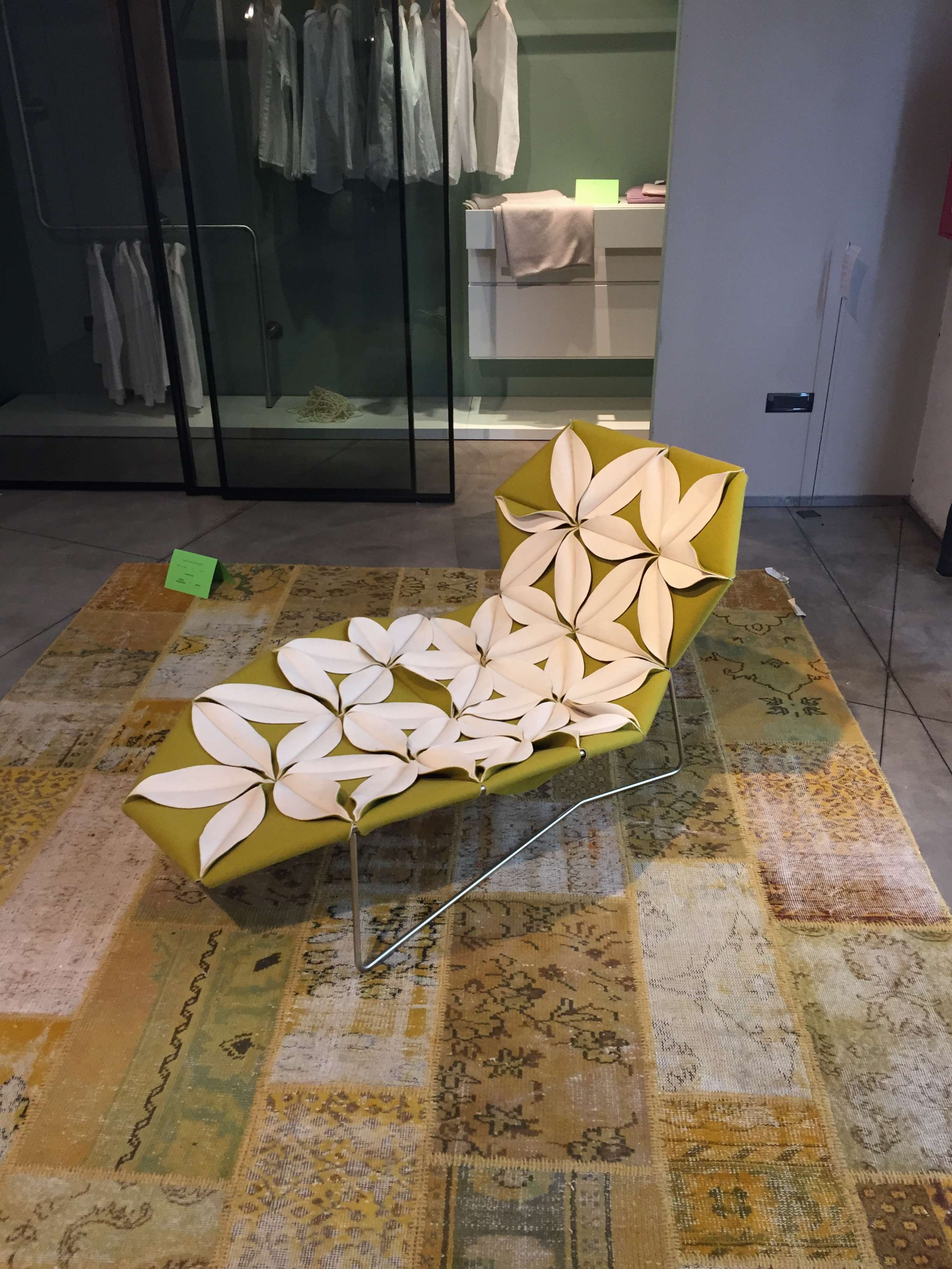 华体会(中国) - 坐具|躺椅|办公家具|设计师家具|花瓣躺椅