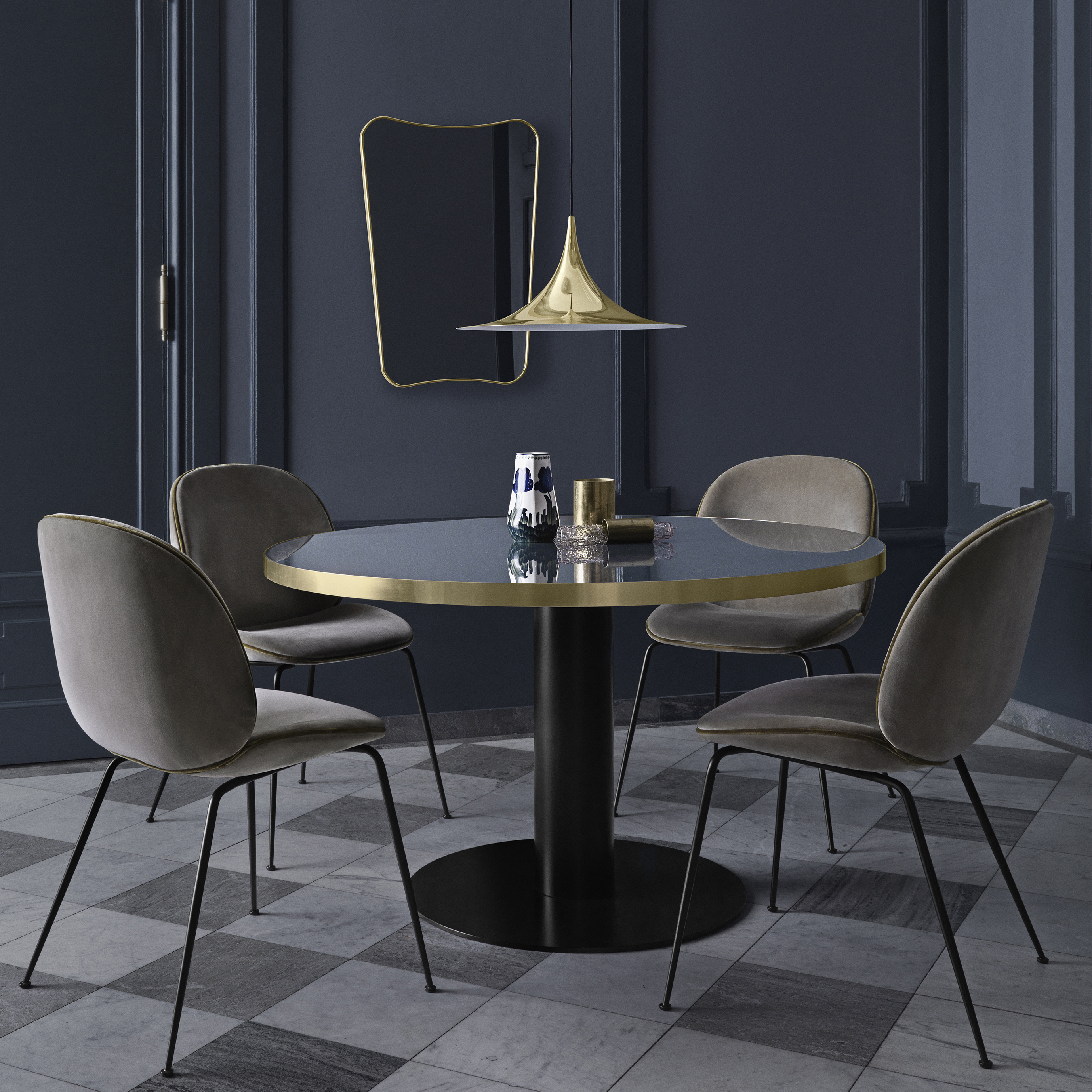 华体会(中国) - 坐具|餐椅|办公家具|设计师家具|甲壳虫餐椅