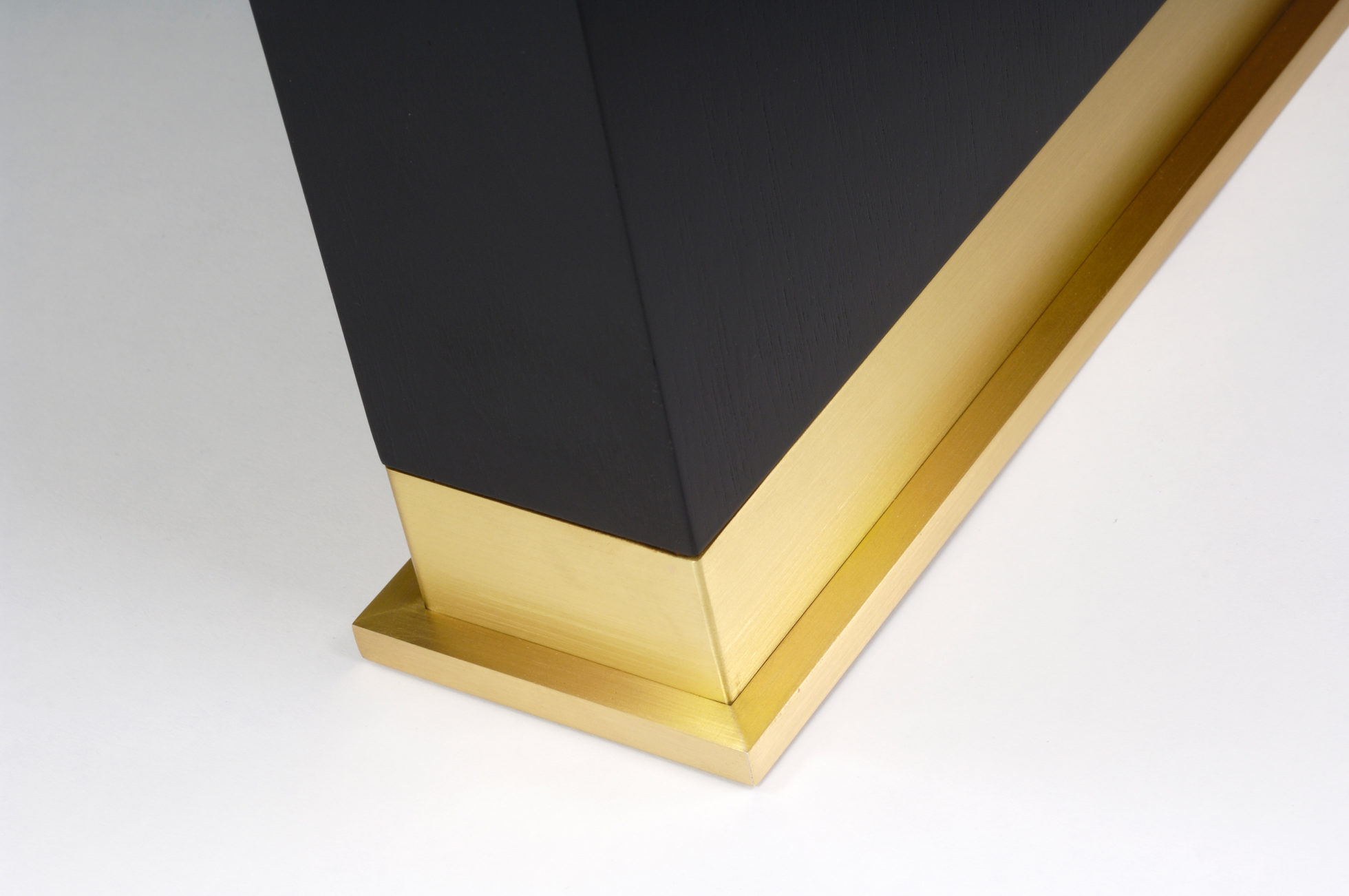 华体会(中国) - 桌几|办公桌|办公家具|设计师家具|azimuth desk 桌子