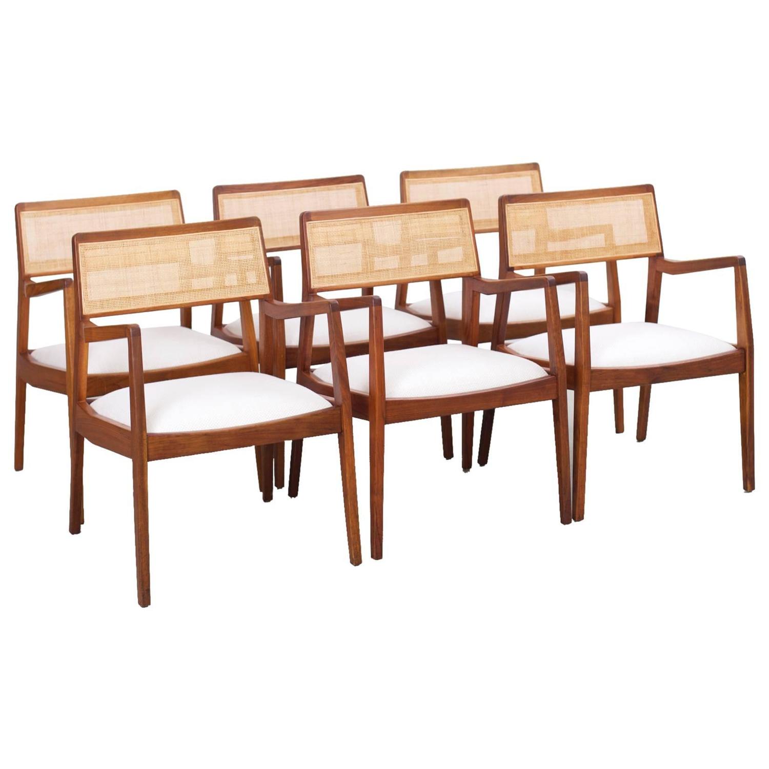 华体会(中国) - 坐具|餐椅|办公家具|设计师家具|risom 椅子