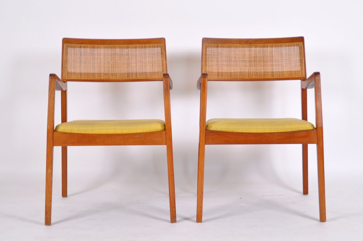 华体会(中国) - 坐具|餐椅|办公家具|设计师家具|risom 椅子