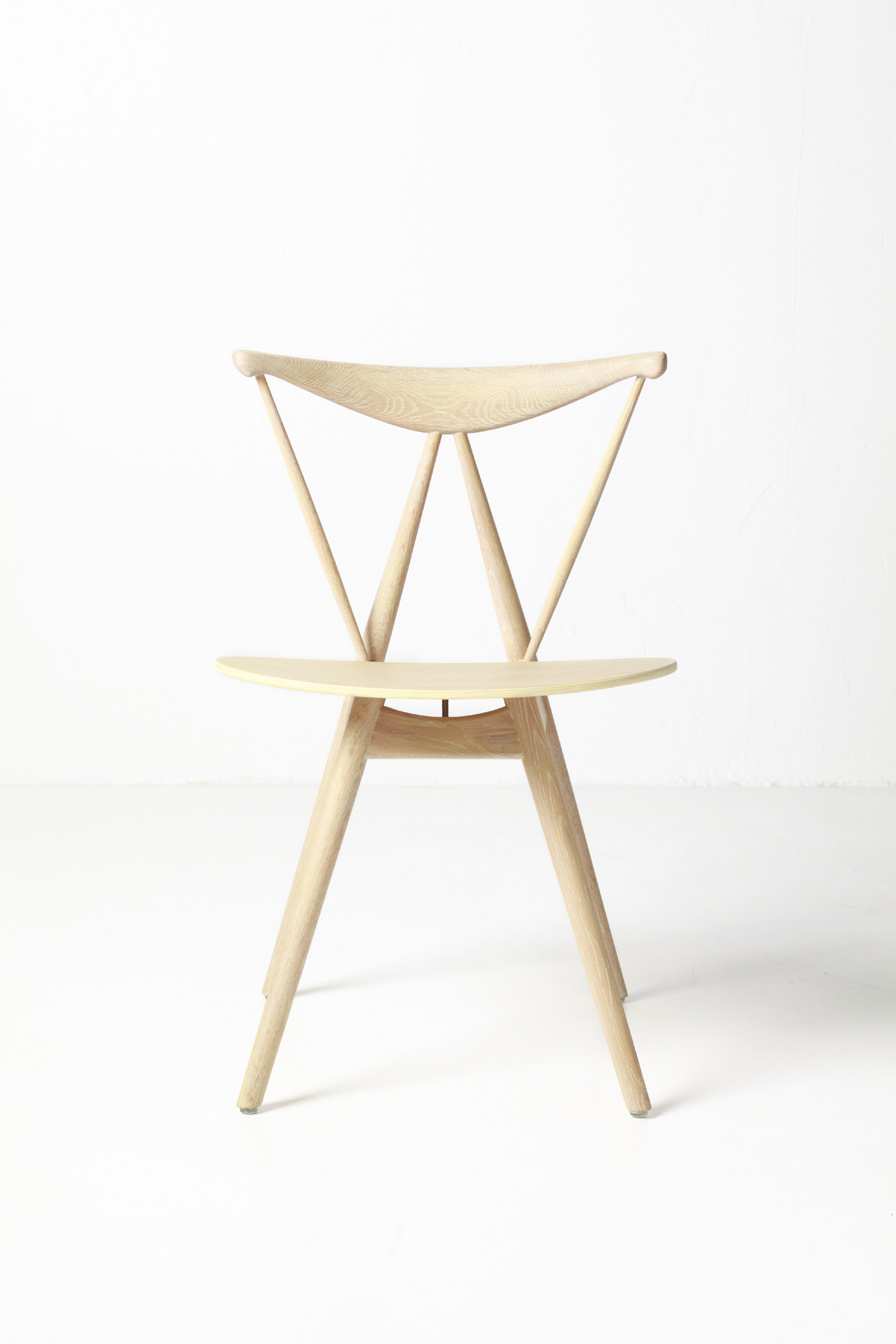 [华体会(中国) - 坐具|餐椅|办公家具|设计师家具|Piano Chair]