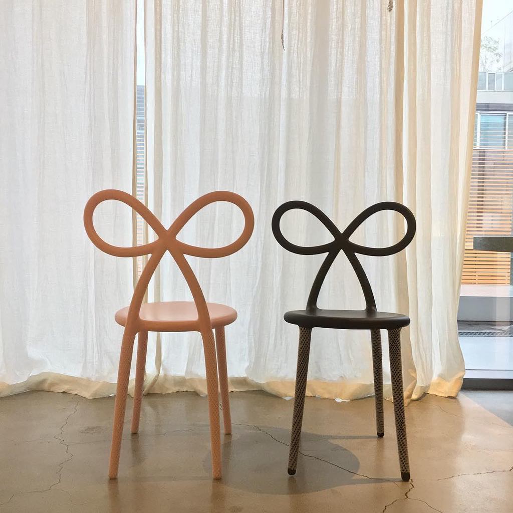 华体会(中国) - 坐具|餐椅|办公家具|设计师家具|缎带餐椅