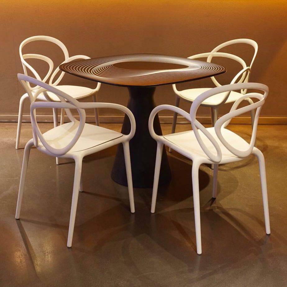 华体会(中国) - 坐具|餐椅|办公家具|设计师家具|Loop餐椅