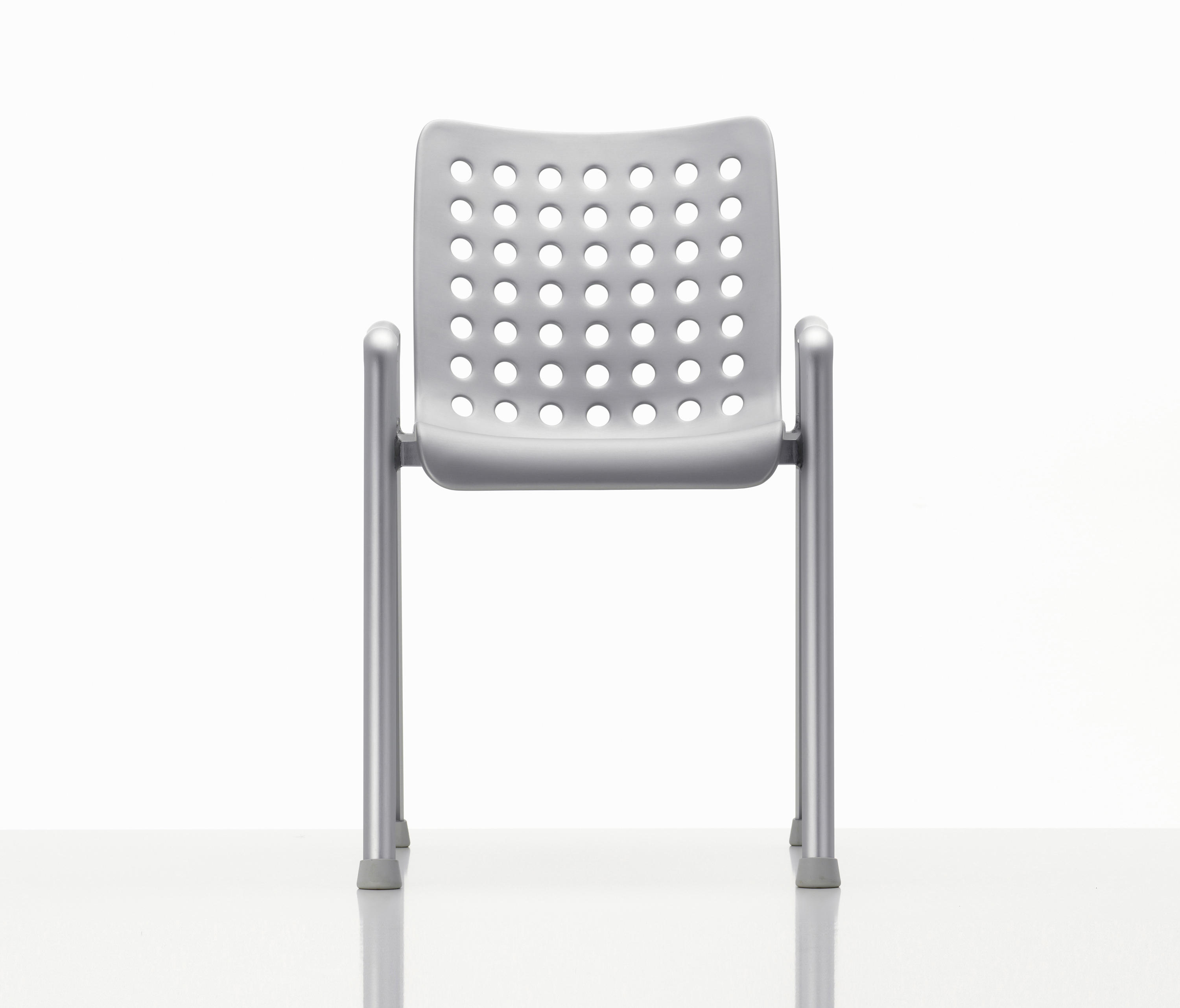 [华体会(中国) - 坐具|餐椅|办公家具|设计师家具|兰迪户外餐椅]