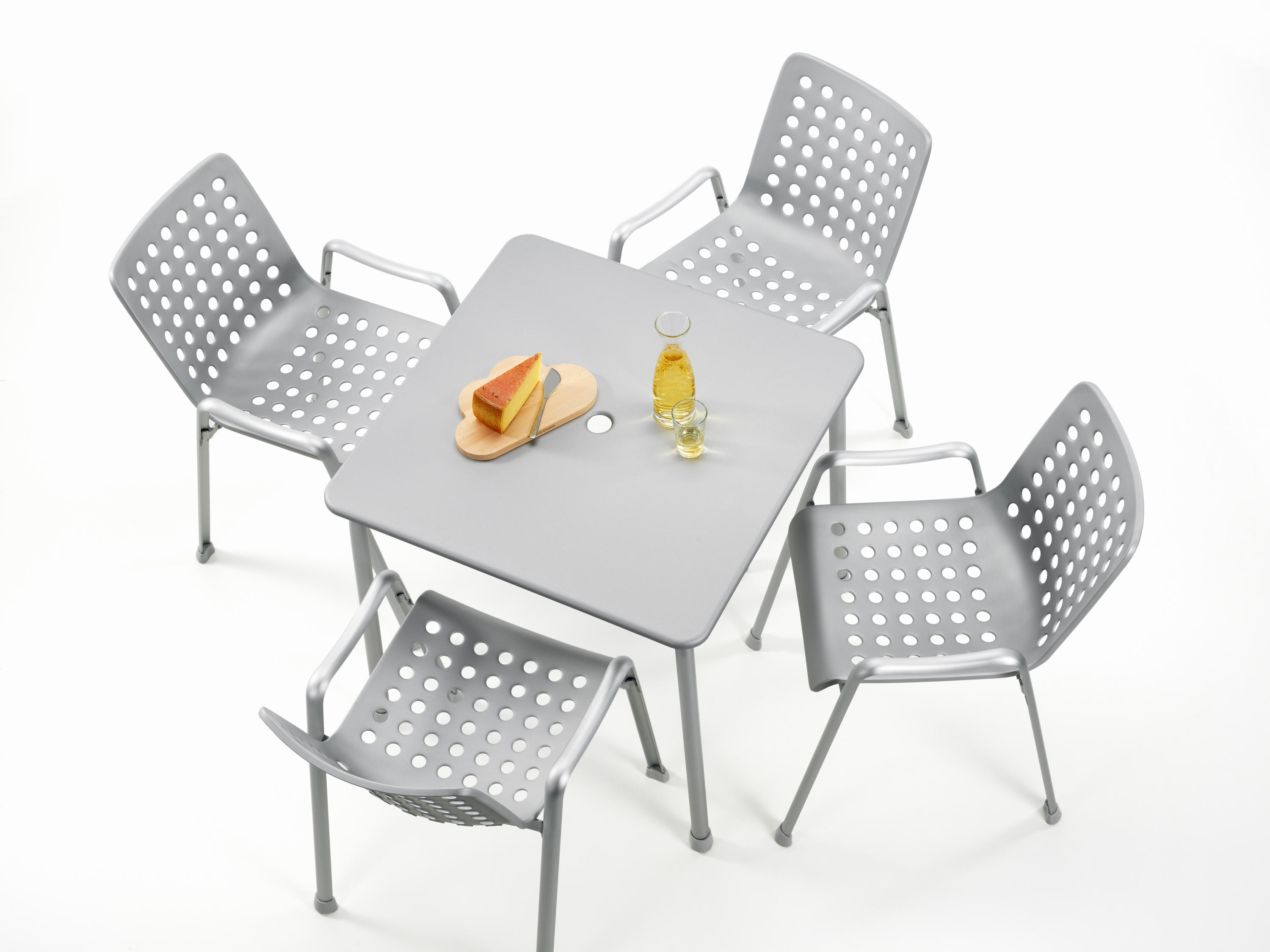 华体会(中国) - 坐具|餐椅|办公家具|设计师家具|兰迪户外餐椅