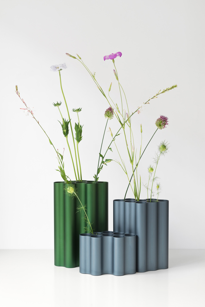华体会(中国) - 附件|花器|办公家具|设计师家具|云朵花瓶