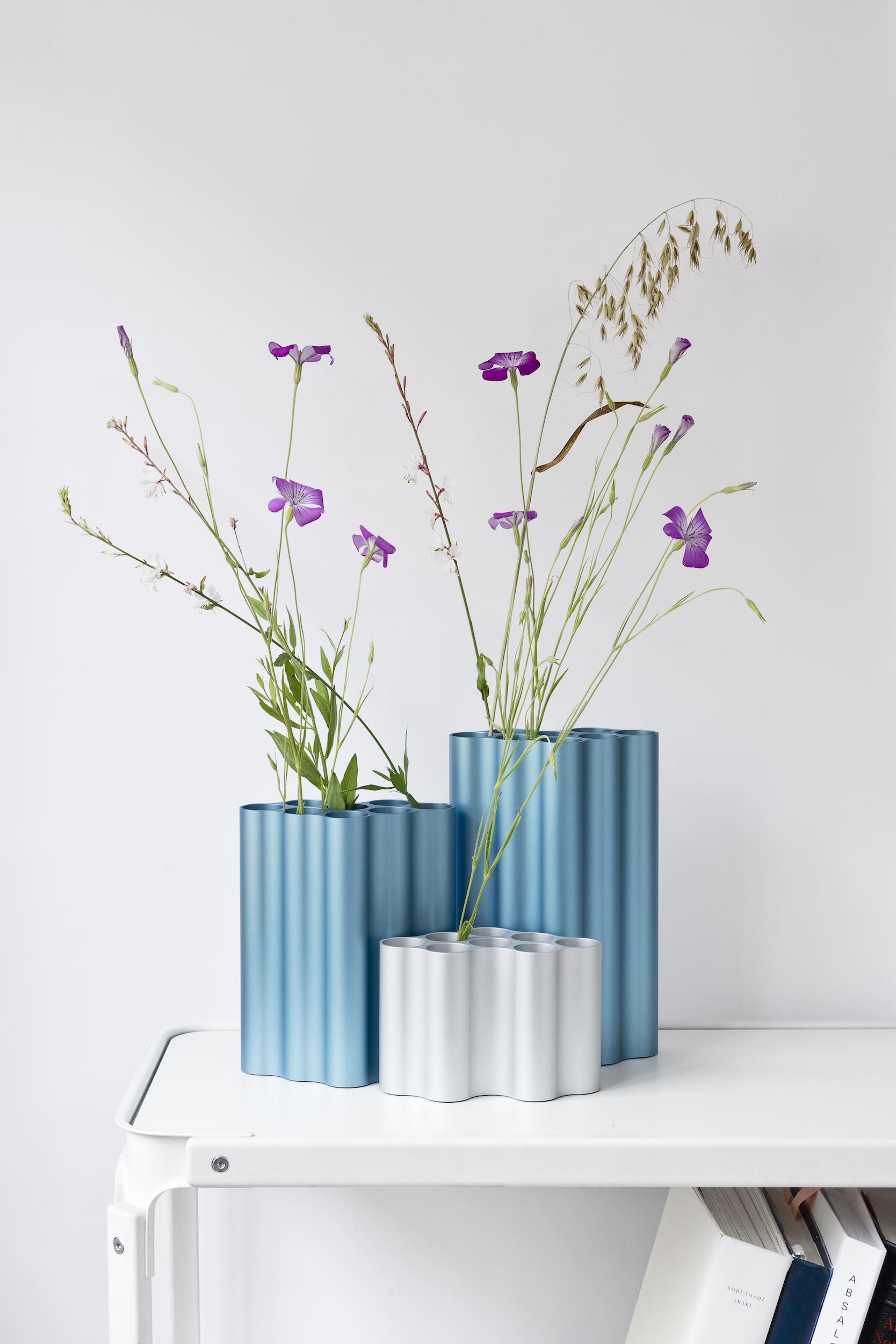 华体会(中国) - 附件|花器|办公家具|设计师家具|云朵花瓶