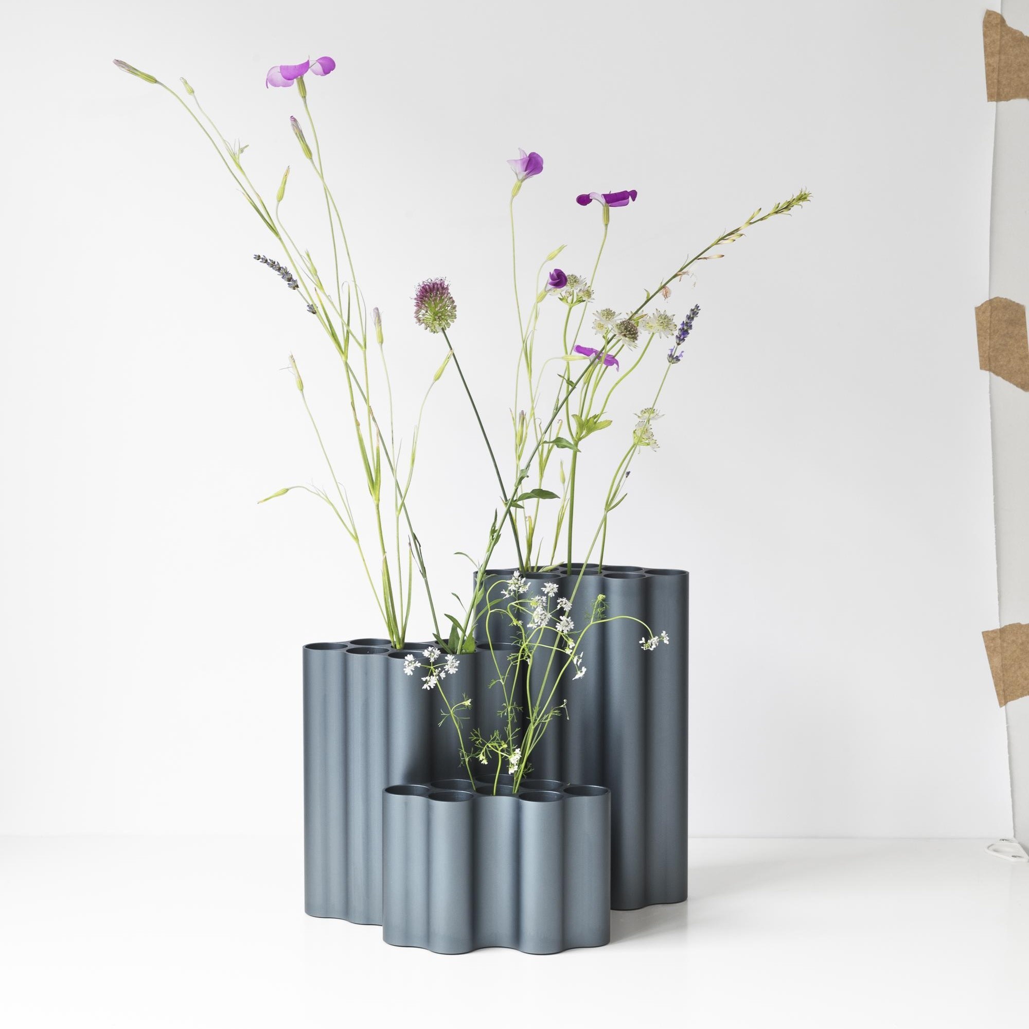 华体会(中国) - 附件|花器|办公家具|设计师家具|云朵花瓶