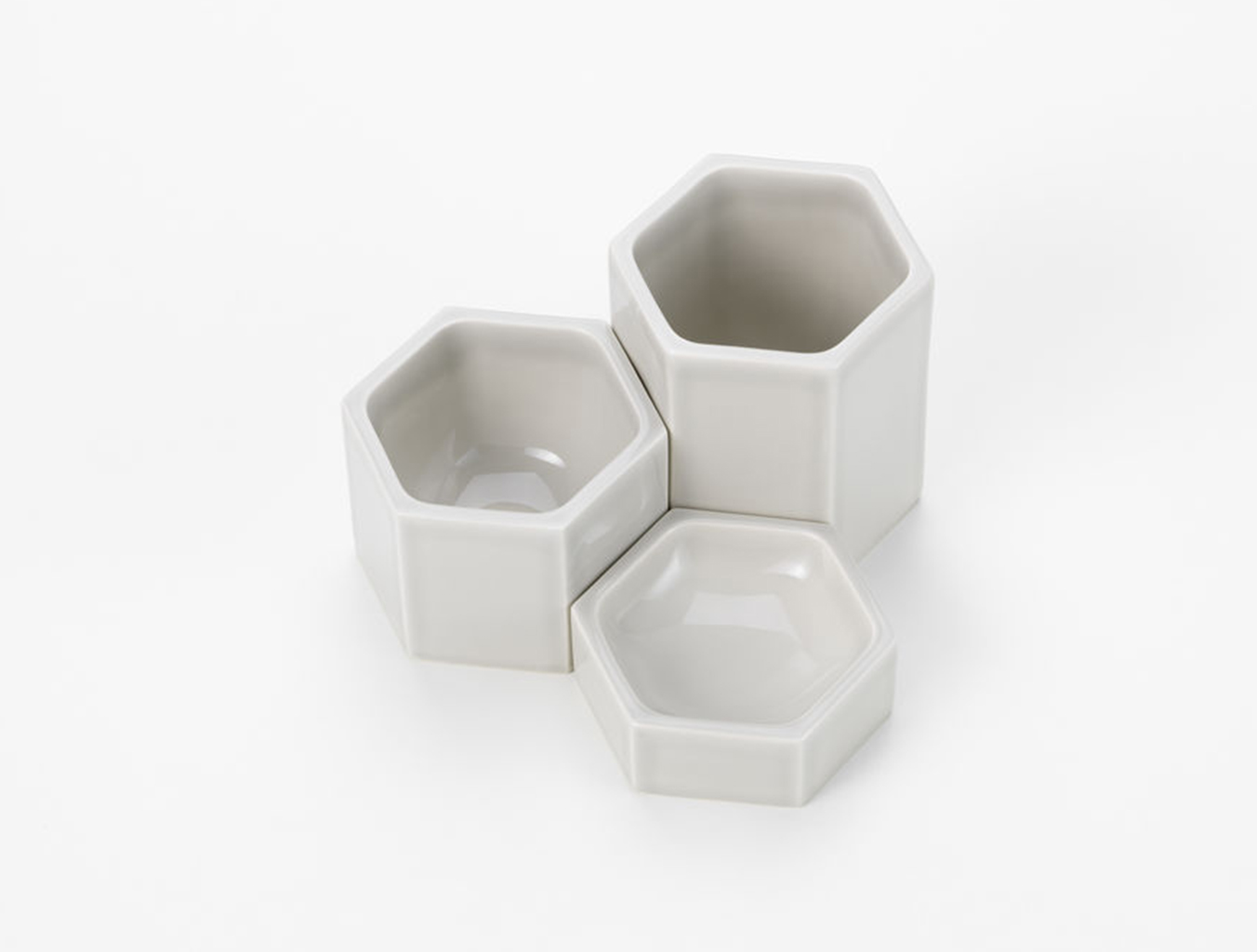 华体会(中国) - 附件|花器|办公家具|设计师家具|六角形容器