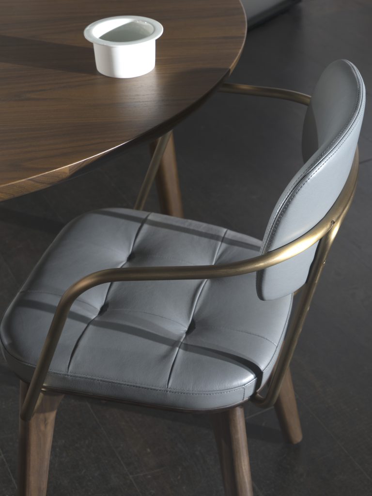华体会(中国) - 坐具|餐椅|办公家具|设计师家具|Utility 餐椅