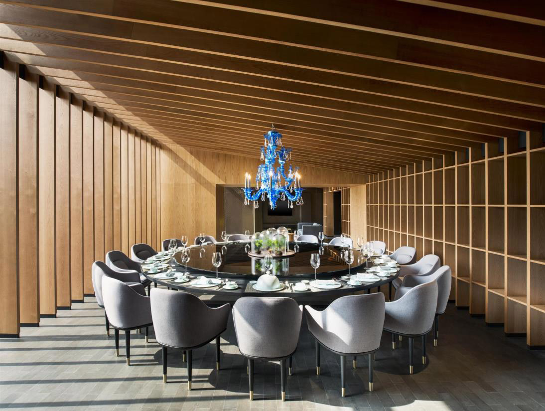 华体会(中国) - 坐具|餐椅|办公家具|设计师家具|露娜餐椅