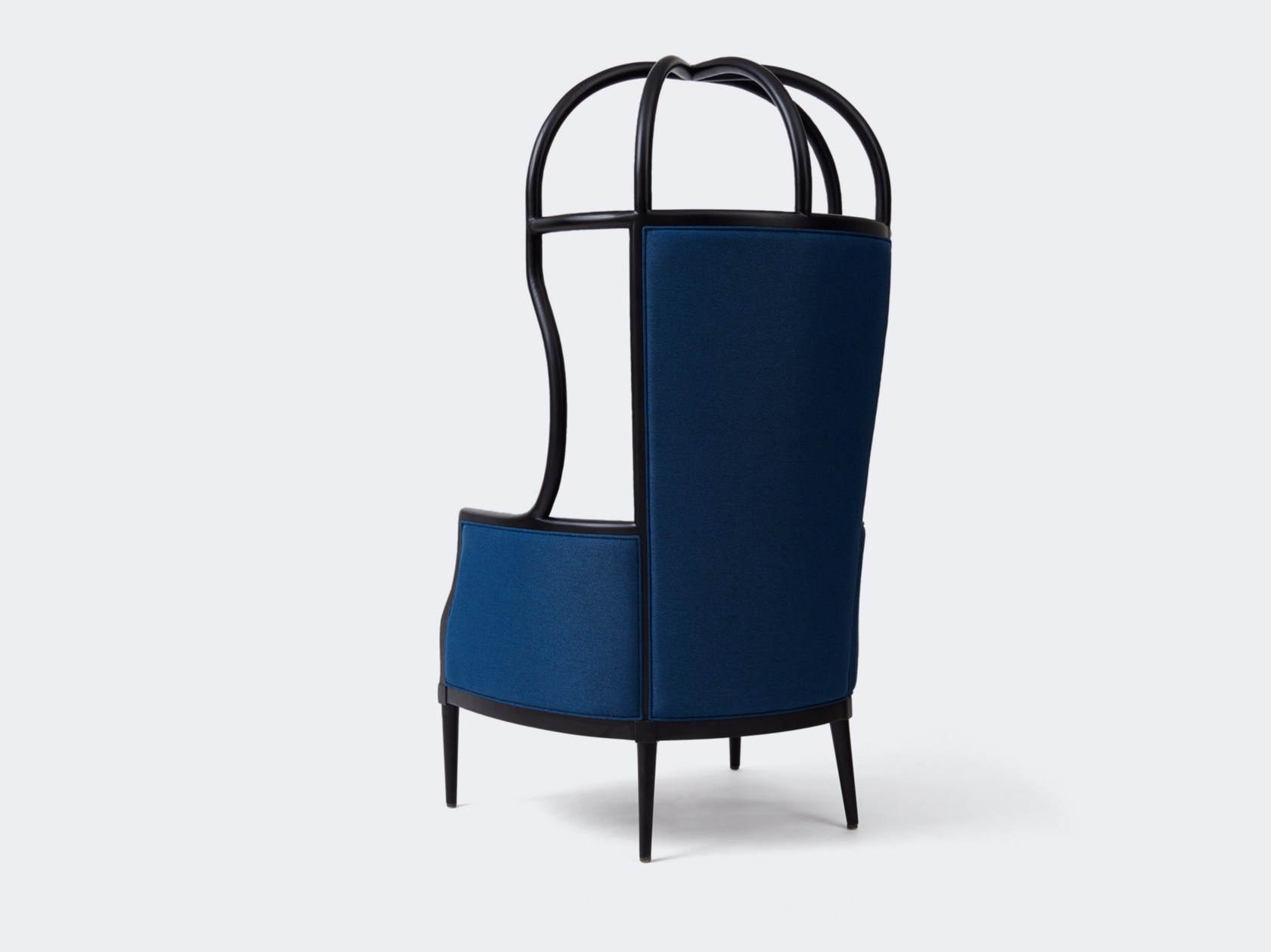 华体会(中国) - 坐具|休闲椅|办公家具|设计师家具|Laval 皇冠椅子