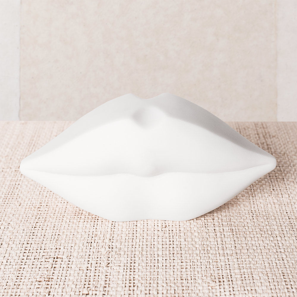 华体会(中国) - 附件|饰品|办公家具|设计师家具|经典之吻