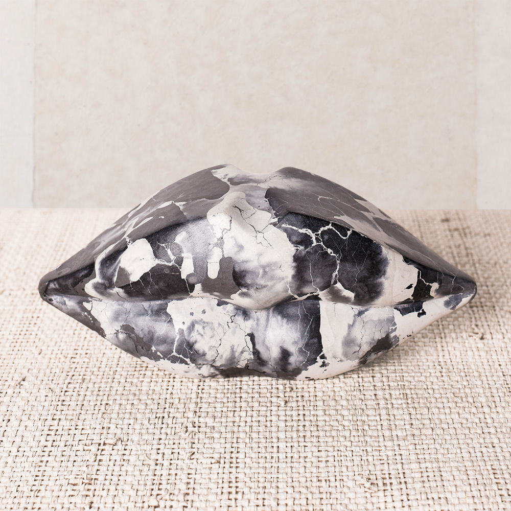 华体会(中国) - 附件|饰品|办公家具|设计师家具|经典之吻