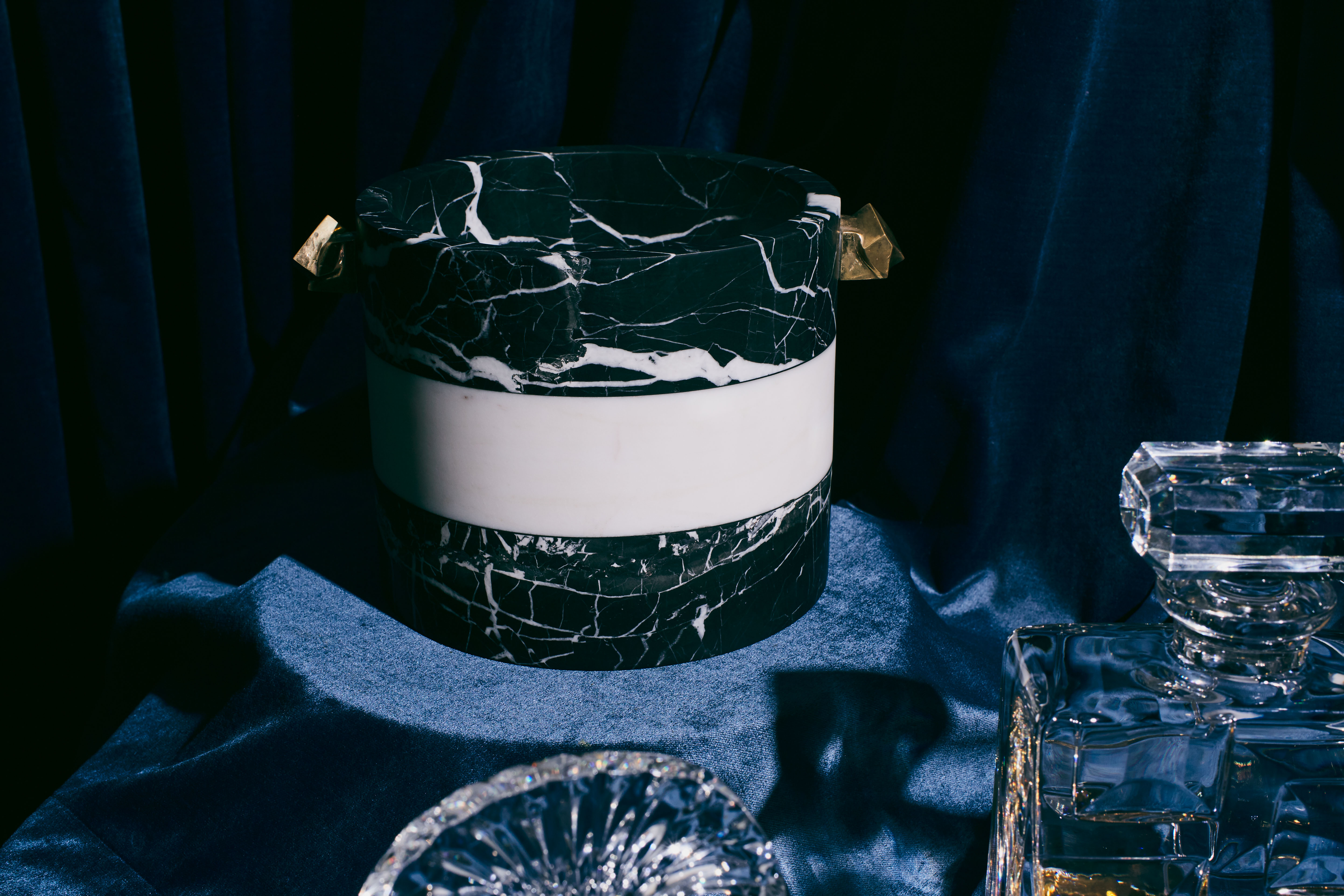 华体会(中国) - 附件|饰品|办公家具|设计师家具|Acolyte冰桶