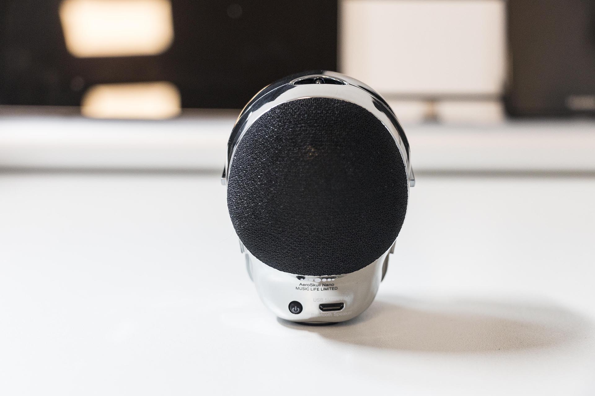 华体会(中国) - 附件|饰品|办公家具|设计师家具|AeroSkull Nano音箱