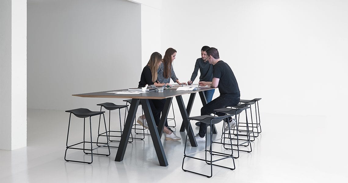 华体会(中国) - 桌几|餐桌|办公家具|设计师家具|TRESTLE 桌子