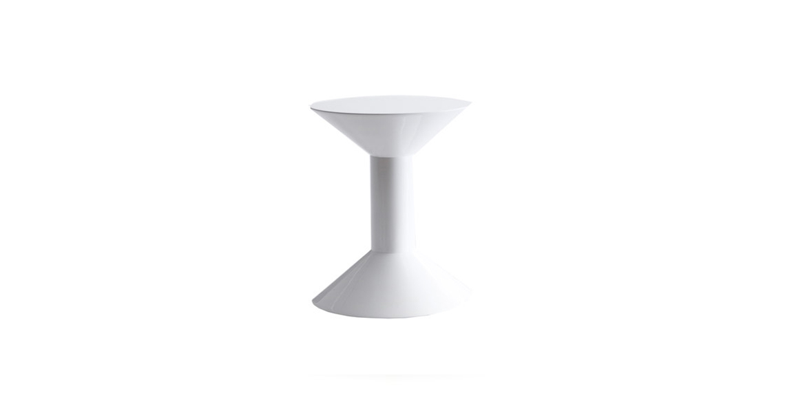[华体会(中国) - 桌几|茶几/边几|办公家具|设计师家具|Shape 茶几/角几]