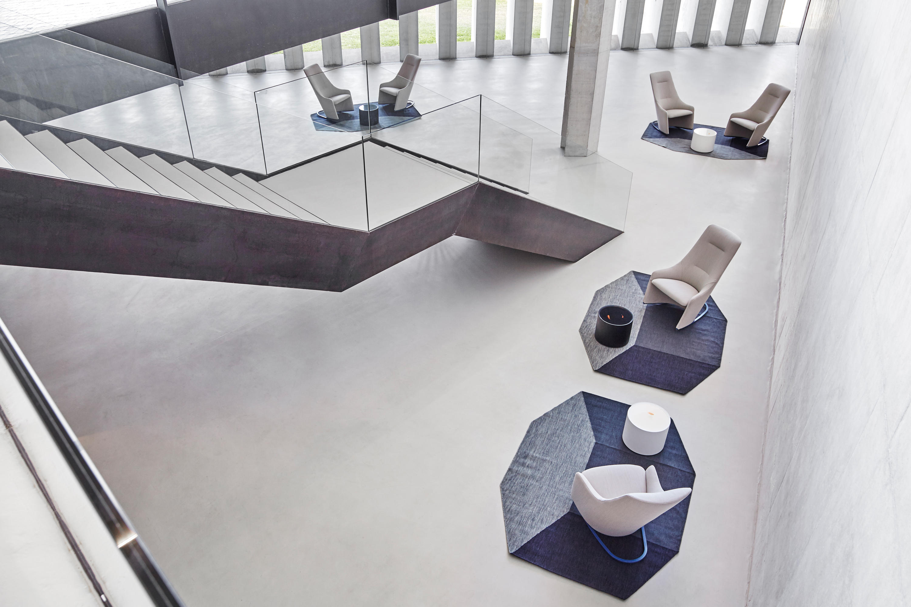 华体会(中国) - 坐具|餐椅|办公家具|设计师家具|NAGI 沙发椅