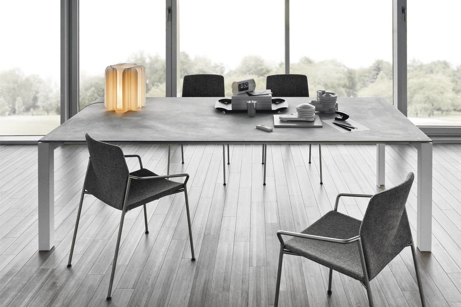 华体会(中国) - 坐具|餐椅|办公家具|设计师家具|KAI 椅子