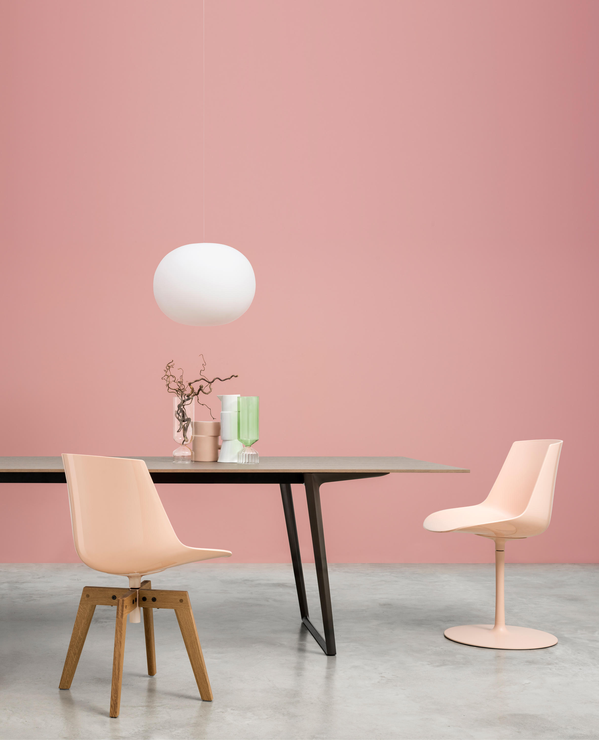 华体会(中国) - 坐具|餐椅|办公家具|设计师家具|FLOW COLOR 洽谈椅/餐椅