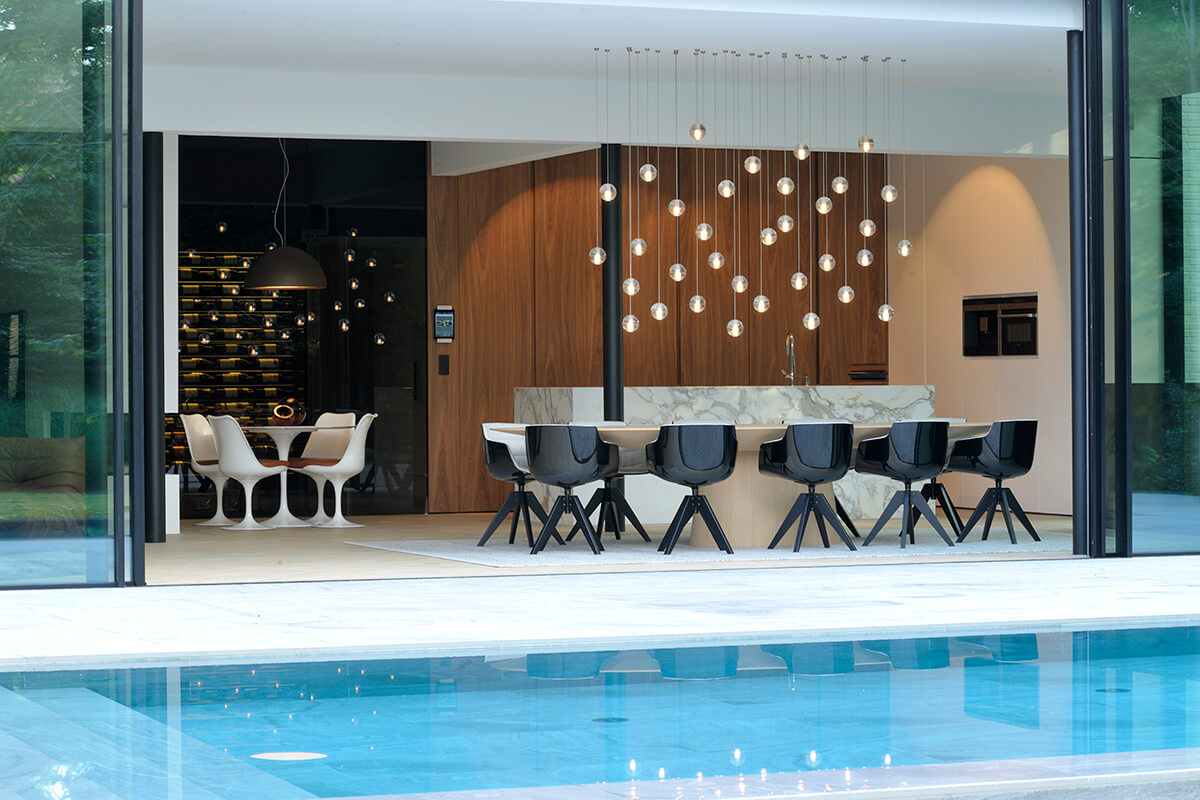 华体会(中国) - 坐具|餐椅|办公家具|设计师家具|FLOW SLIM 洽谈椅/餐椅