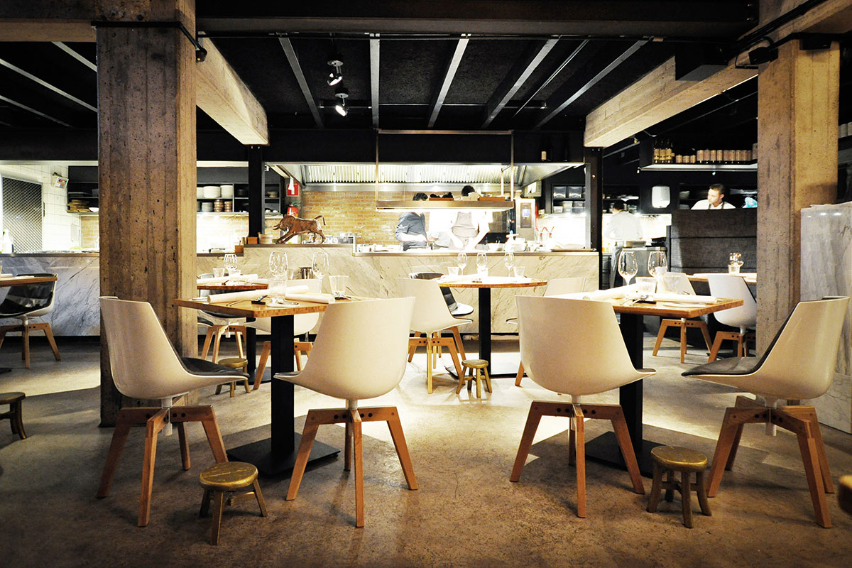华体会(中国) - 坐具|餐椅|办公家具|设计师家具|FLOW SLIM 洽谈椅/餐椅