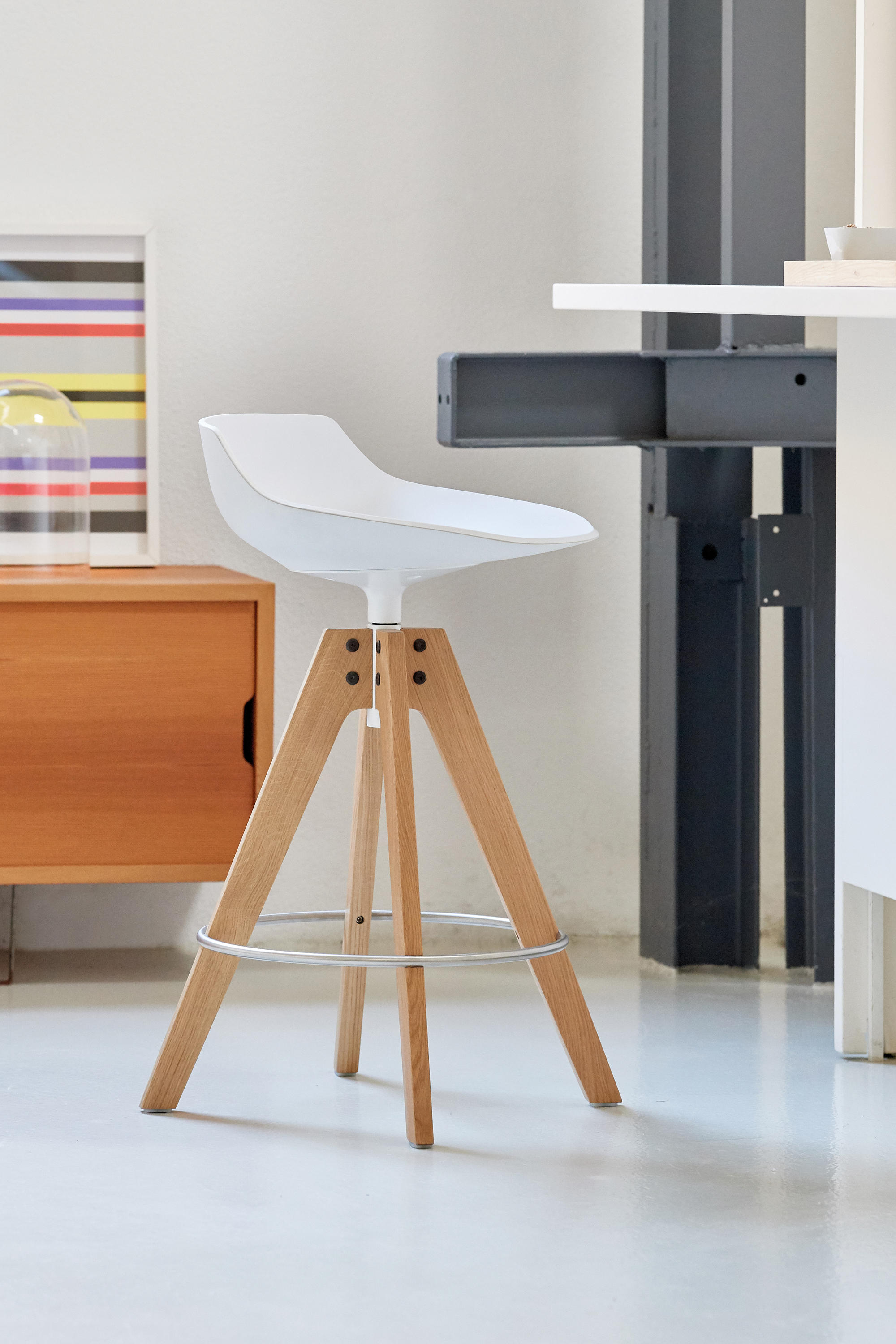 华体会(中国) - 坐具|吧椅/凳子|办公家具|设计师家具|FLOW STOOL 吧椅