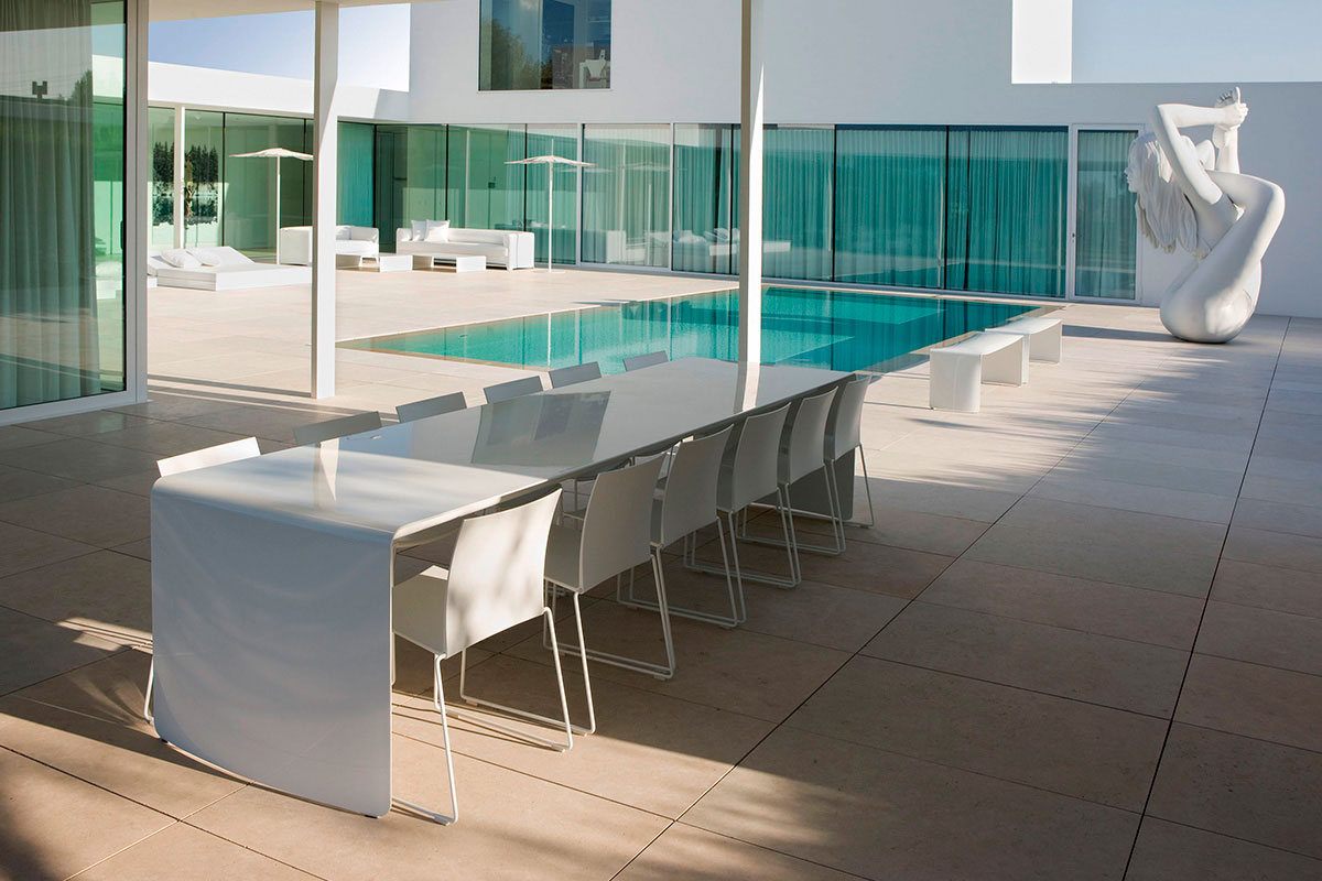 华体会(中国) - 桌几|餐桌|办公家具|设计师家具|LA GRANDE TABLE 洽谈台/餐台