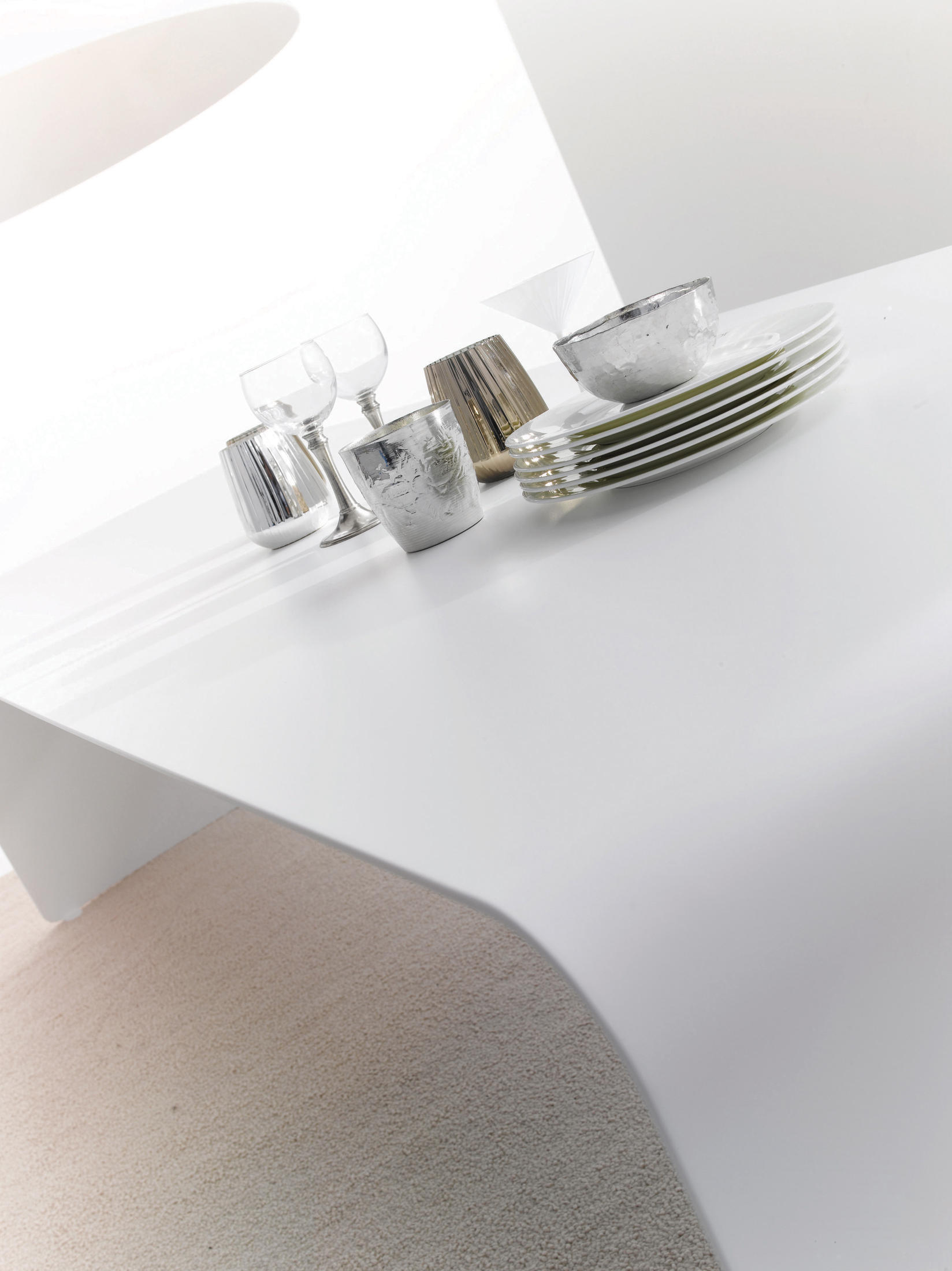 华体会(中国) - 桌几|餐桌|办公家具|设计师家具|LA GRANDE TABLE 洽谈台/餐台