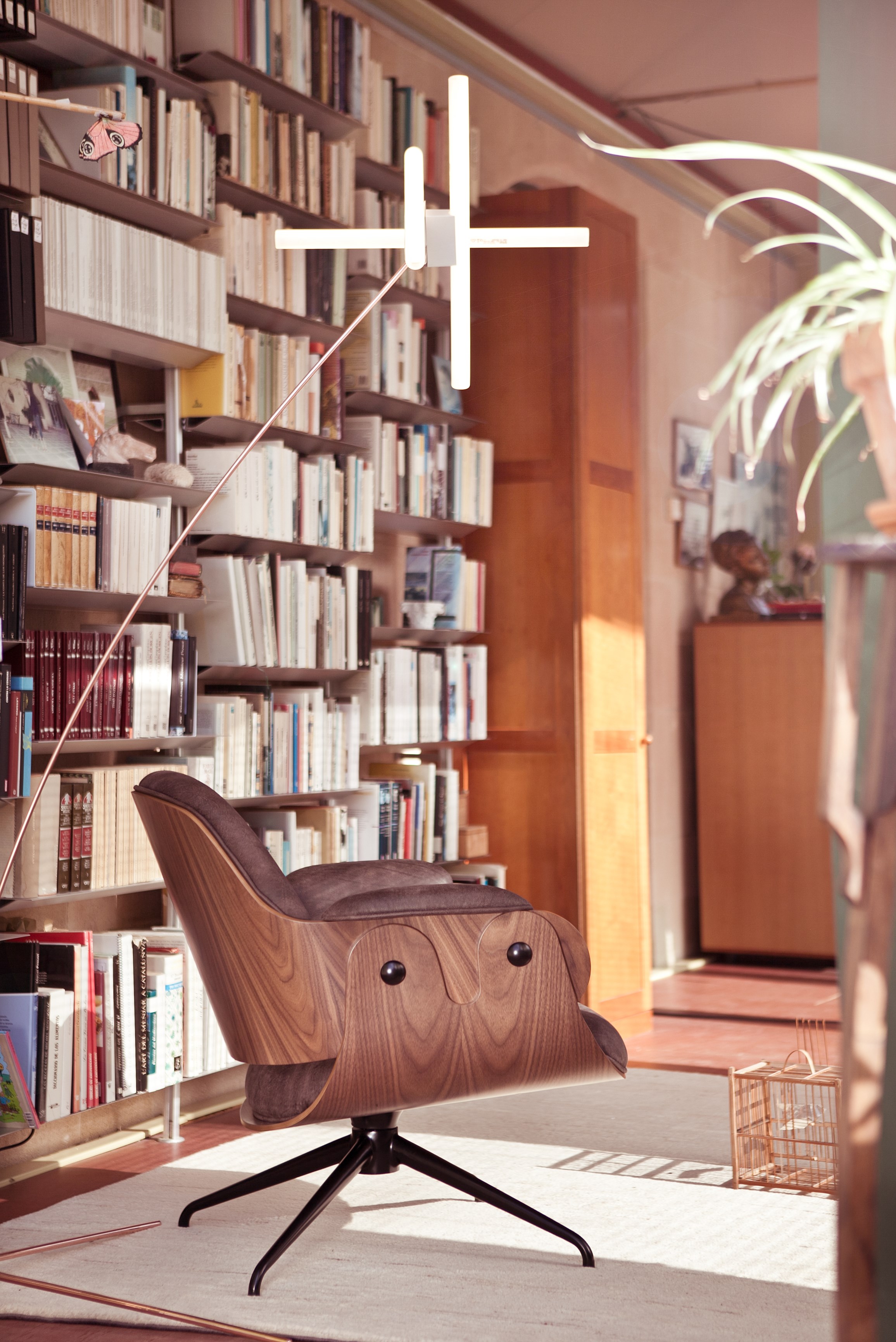 华体会(中国) - 坐具|休闲椅|办公家具|设计师家具|LOW LOUNGER 休闲椅