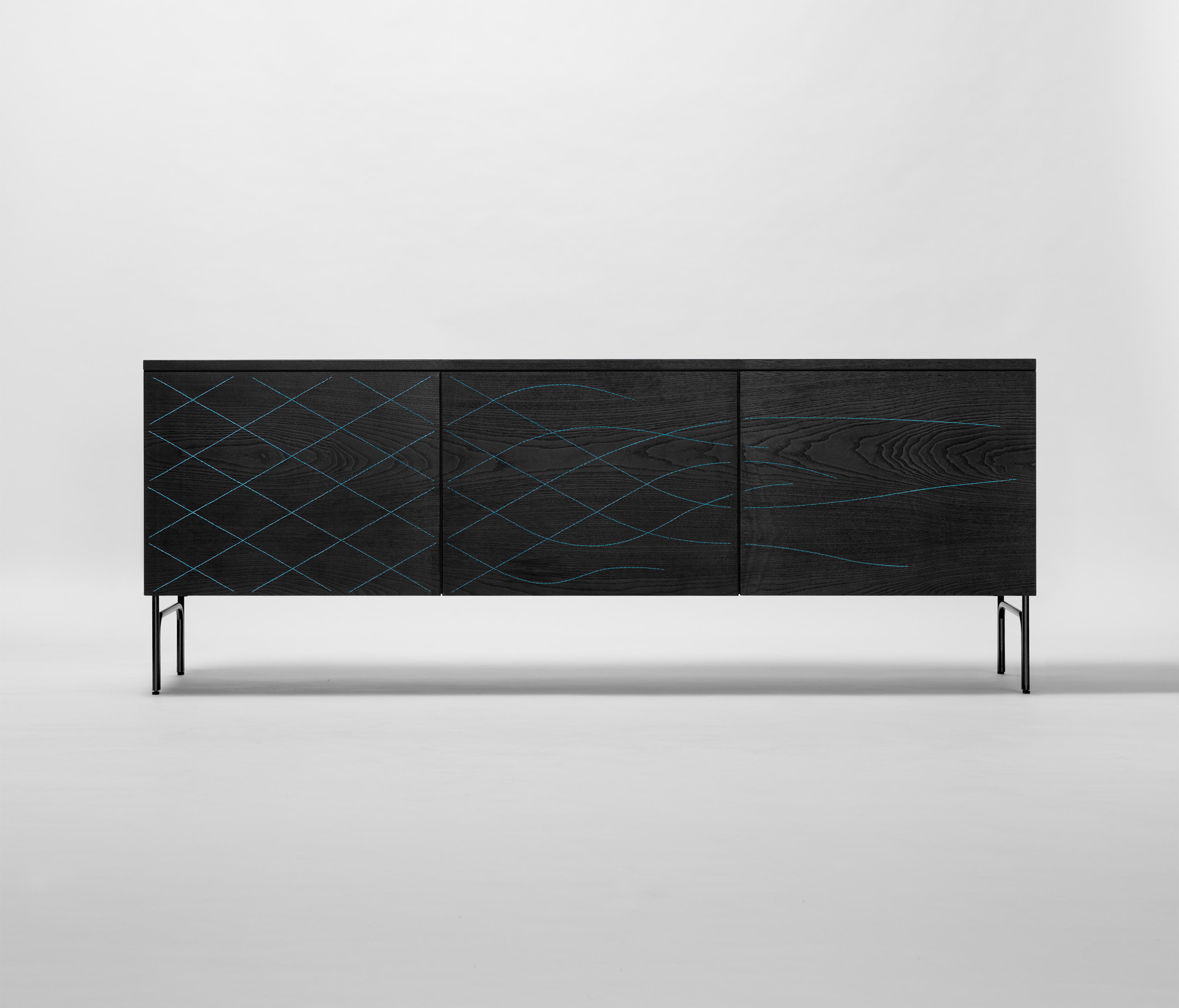 华体会(中国) - 储物|装饰架|办公家具|设计师家具|Couture 餐边柜/装饰柜