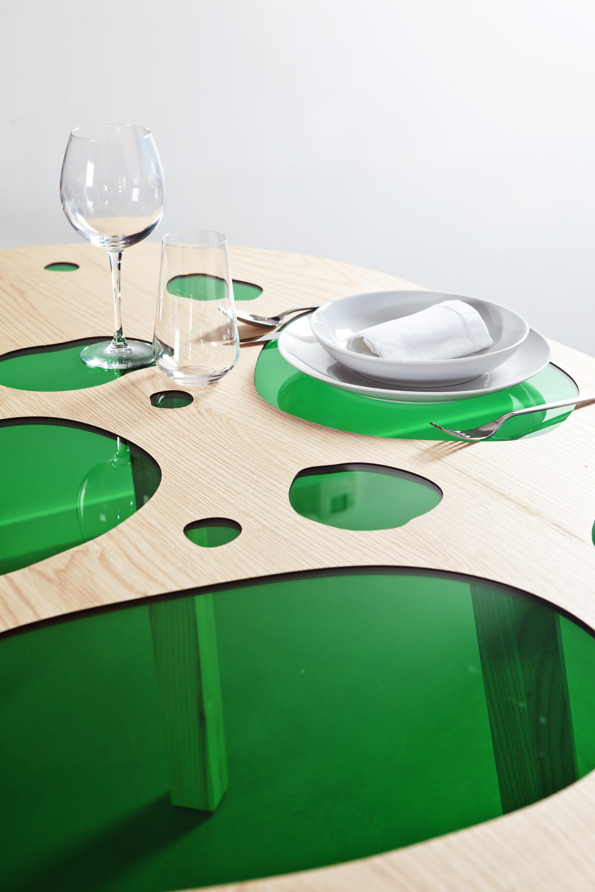华体会(中国) - 桌几|餐桌|办公家具|设计师家具|Aquario Table 餐台