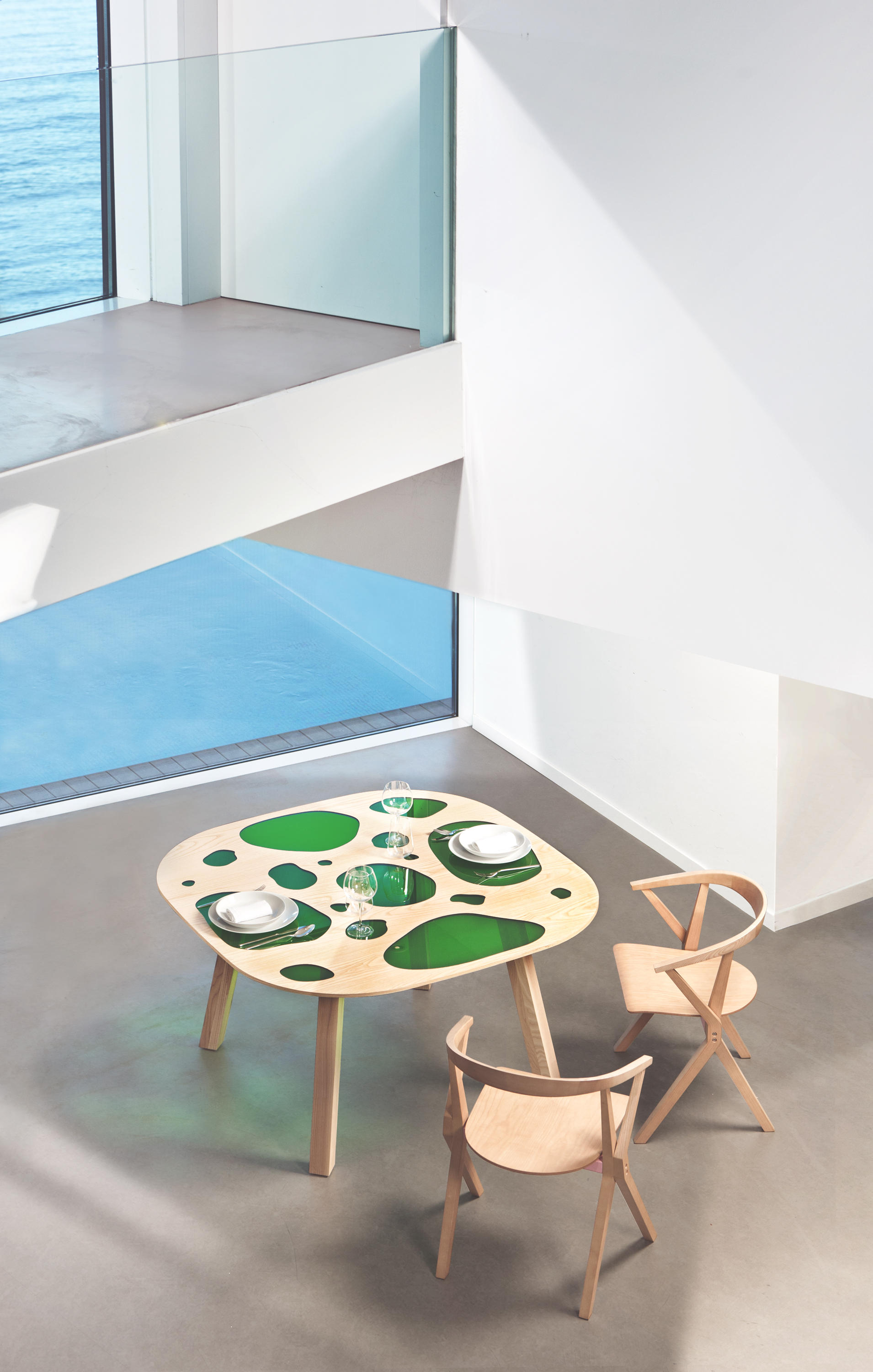 华体会(中国) - 桌几|餐桌|办公家具|设计师家具|Aquario Table 餐台