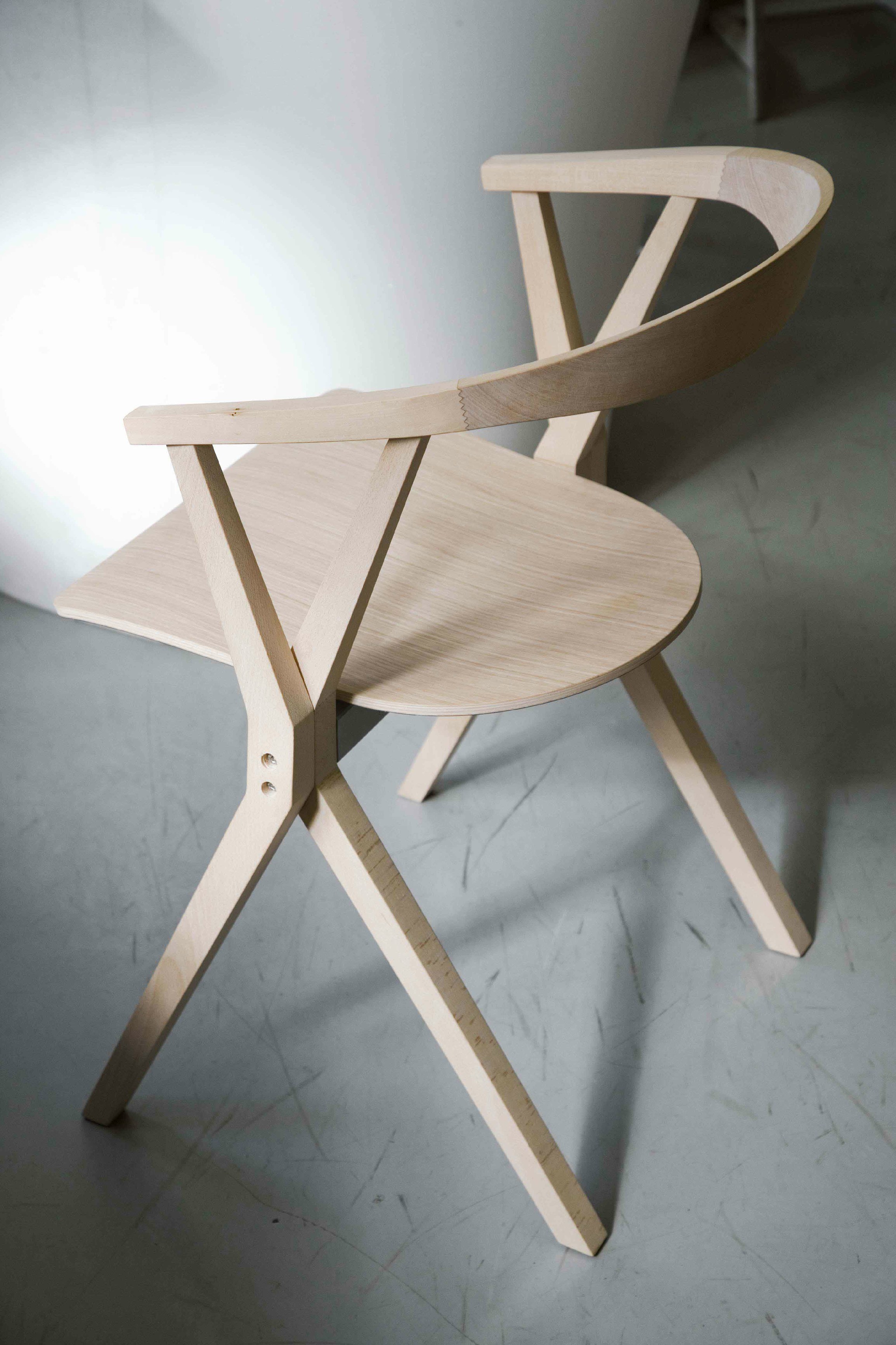 华体会(中国) - 坐具|餐椅|办公家具|设计师家具|Extrusions 餐椅/洽谈椅