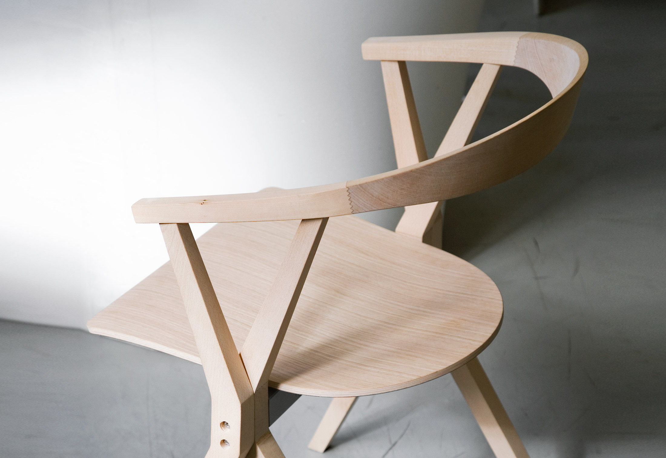 华体会(中国) - 坐具|餐椅|办公家具|设计师家具|Extrusions 餐椅/洽谈椅