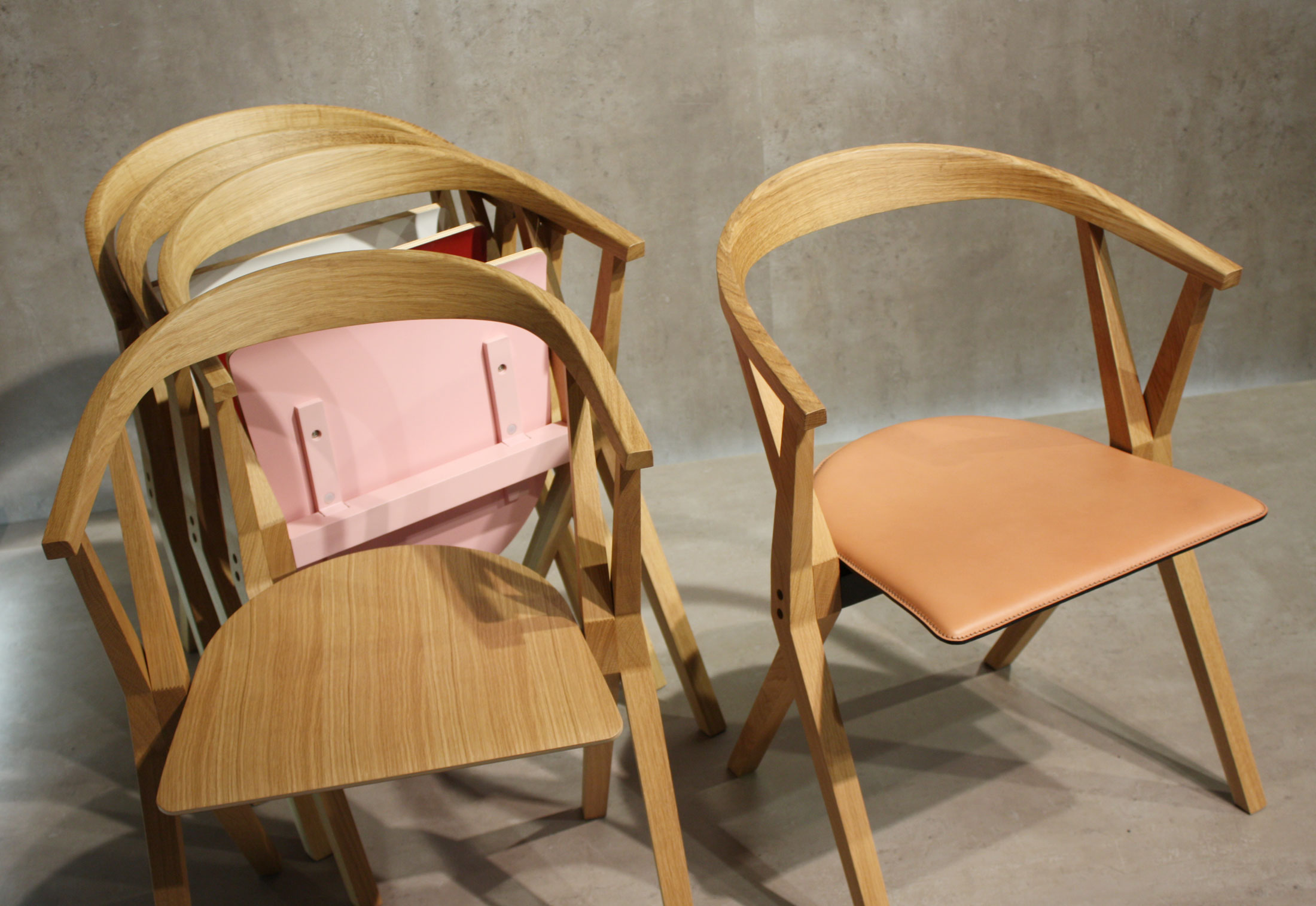 华体会(中国) - 坐具|餐椅|办公家具|设计师家具|Extrusions 餐椅/洽谈椅
