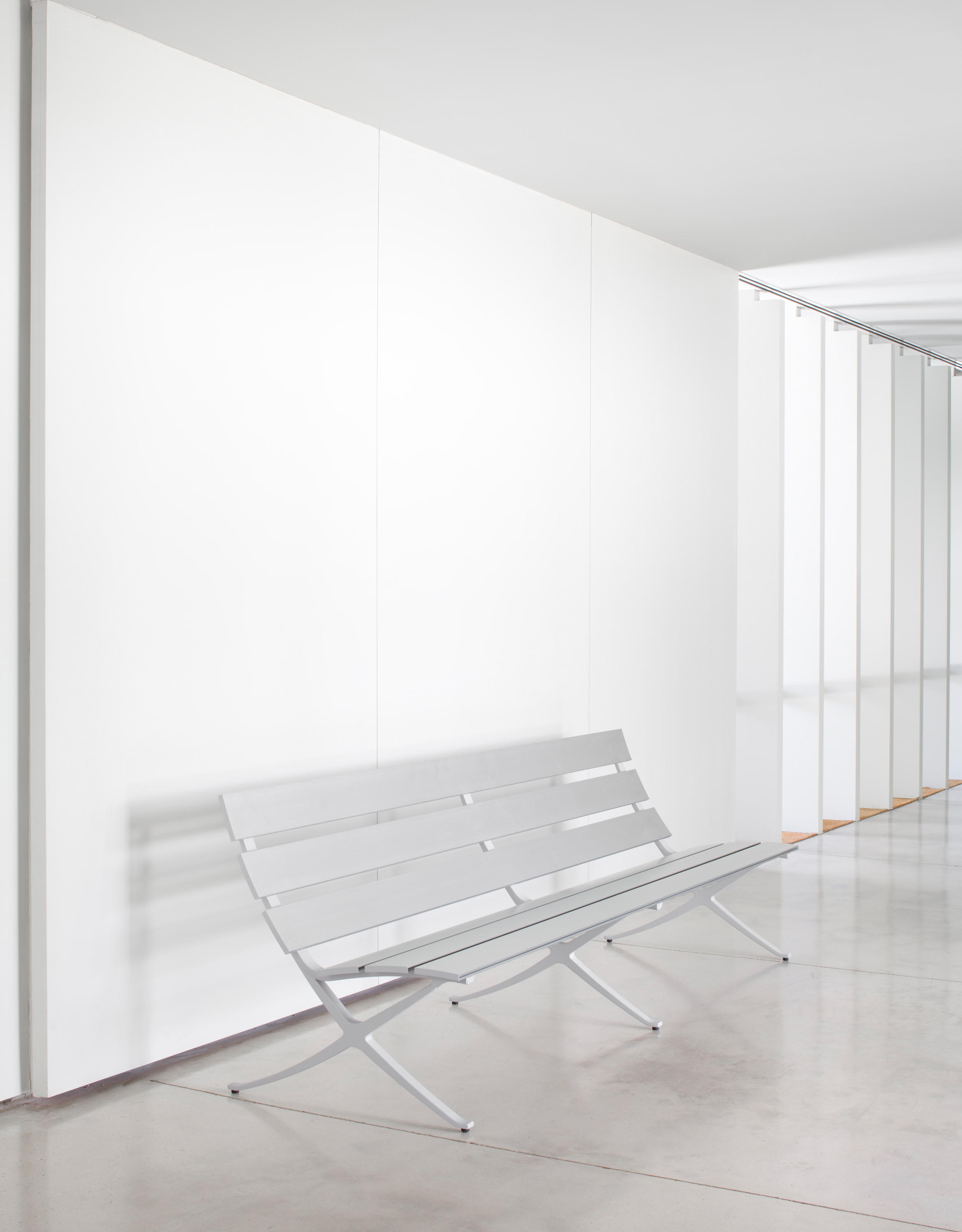 华体会(中国) - 坐具|户外椅|办公家具|设计师家具|BENCH  等候椅/排椅