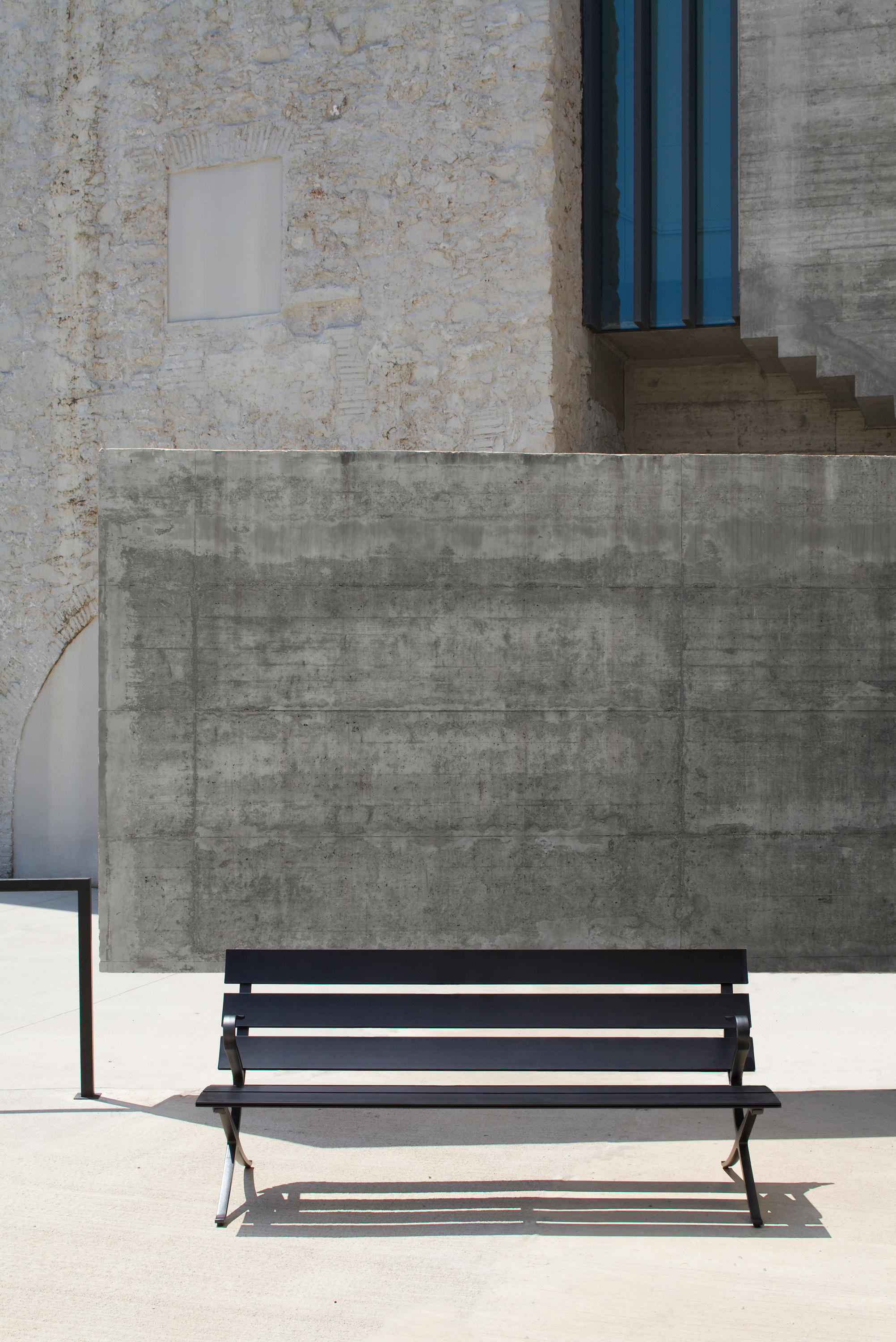 华体会(中国) - 坐具|户外椅|办公家具|设计师家具|BENCH  等候椅/排椅