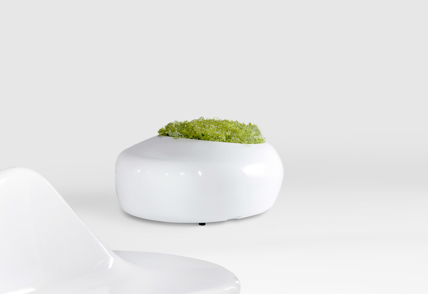 华体会(中国) - 坐具|户外椅|办公家具|设计师家具|BD LOVE PLANTER  户外等候椅