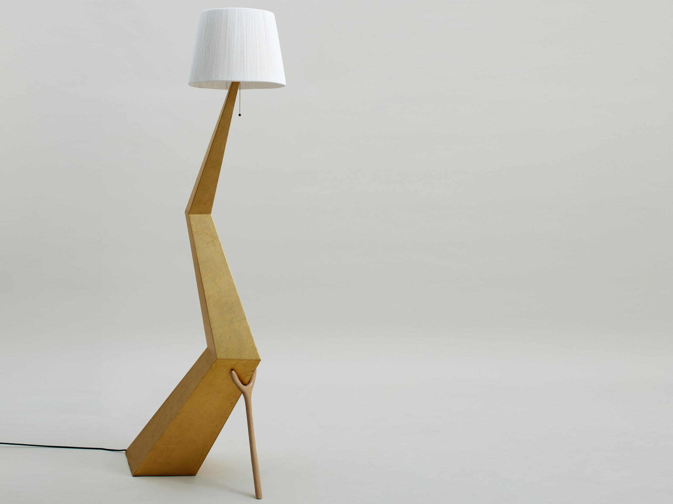 华体会(中国) - 灯饰|落地灯|办公家具|设计师家具|Bracelli lamp 落地灯