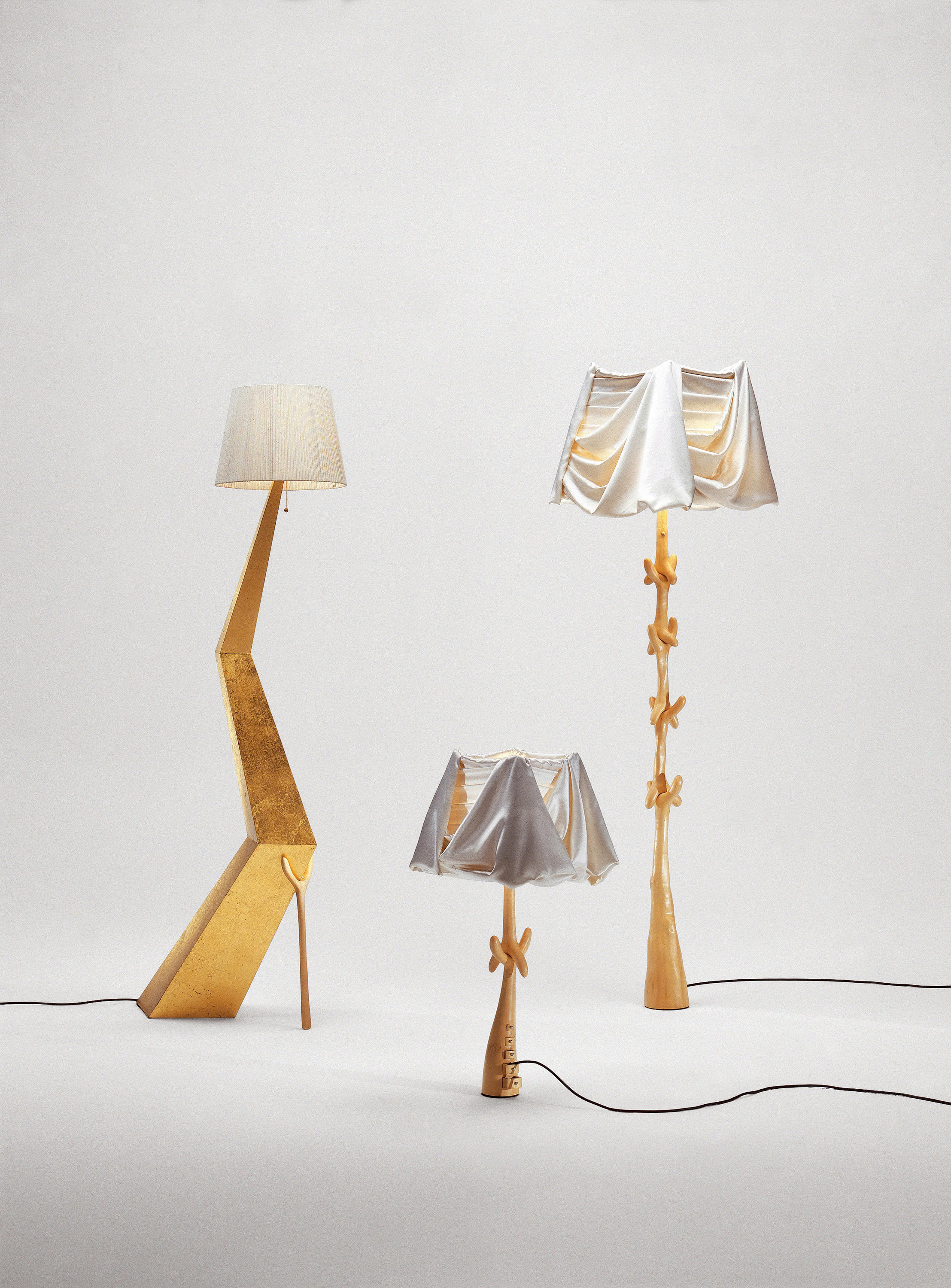 华体会(中国) - 灯饰|落地灯|办公家具|设计师家具|Bracelli lamp 落地灯