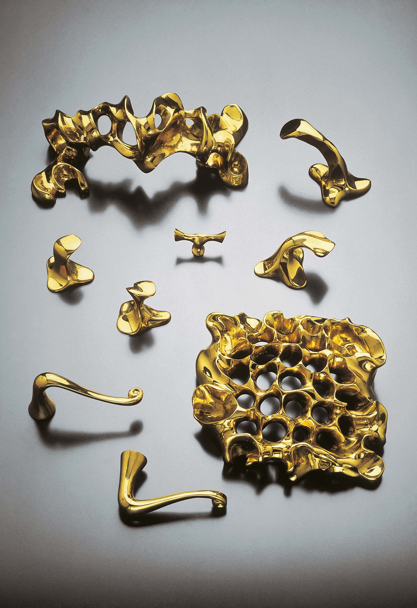 华体会(中国) - 附件|装饰画/墙饰|办公家具|设计师家具|Gaudí Door Knobs 配件/门配件