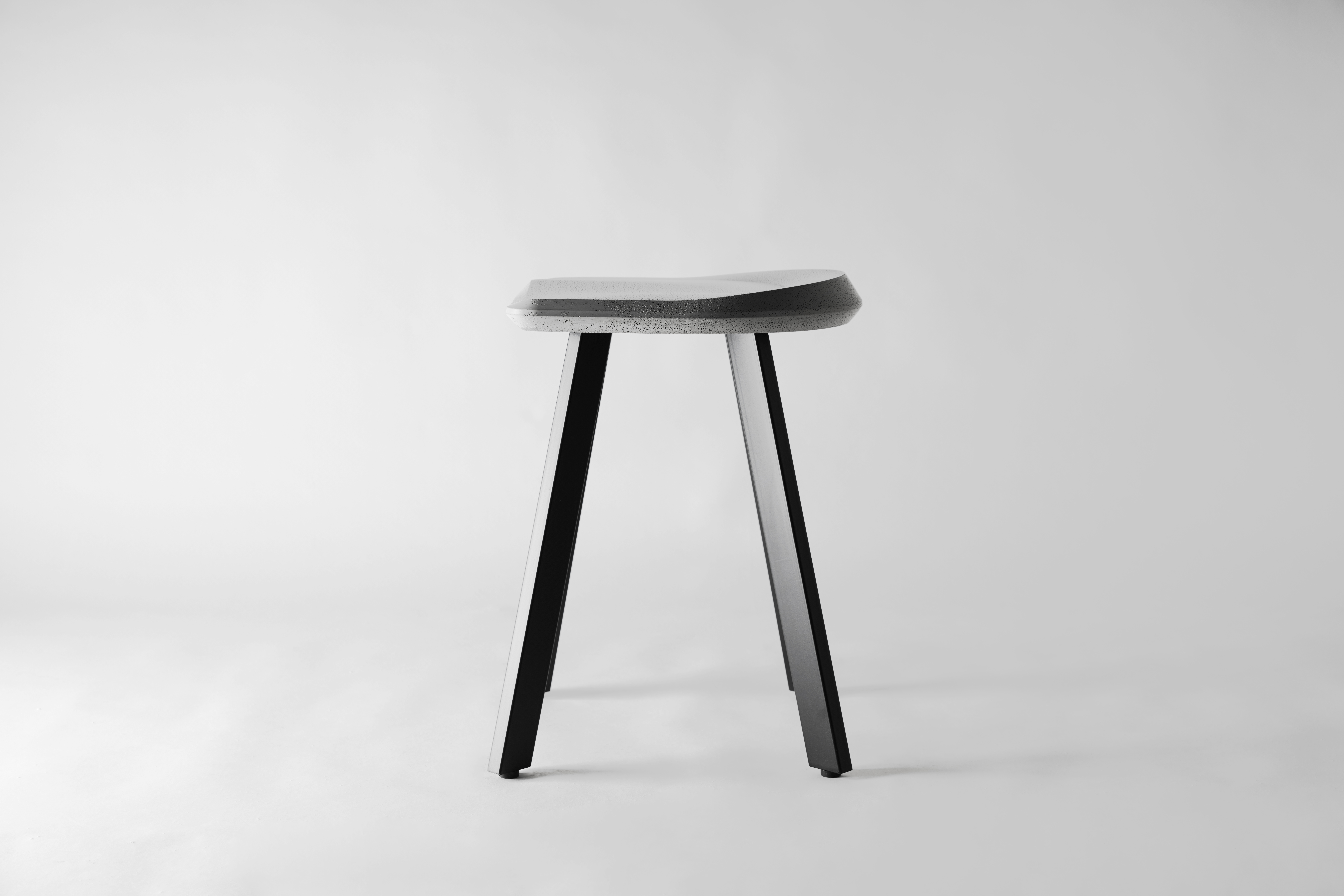 华体会(中国) - 坐具|吧椅/凳子|办公家具|设计师家具|矮凳-A