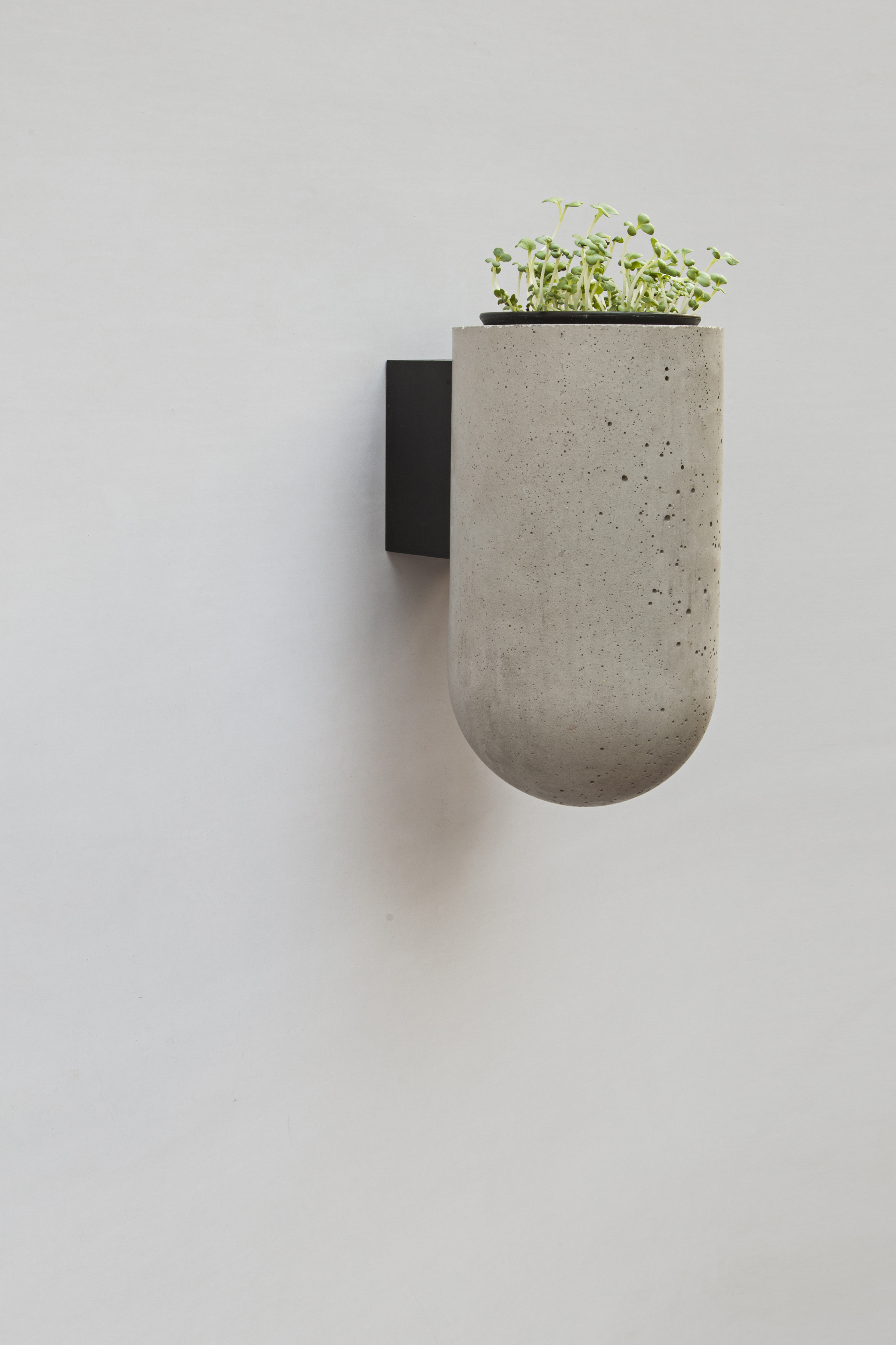 华体会(中国) - 附件|花器|办公家具|设计师家具|挂墙式花钵-杯