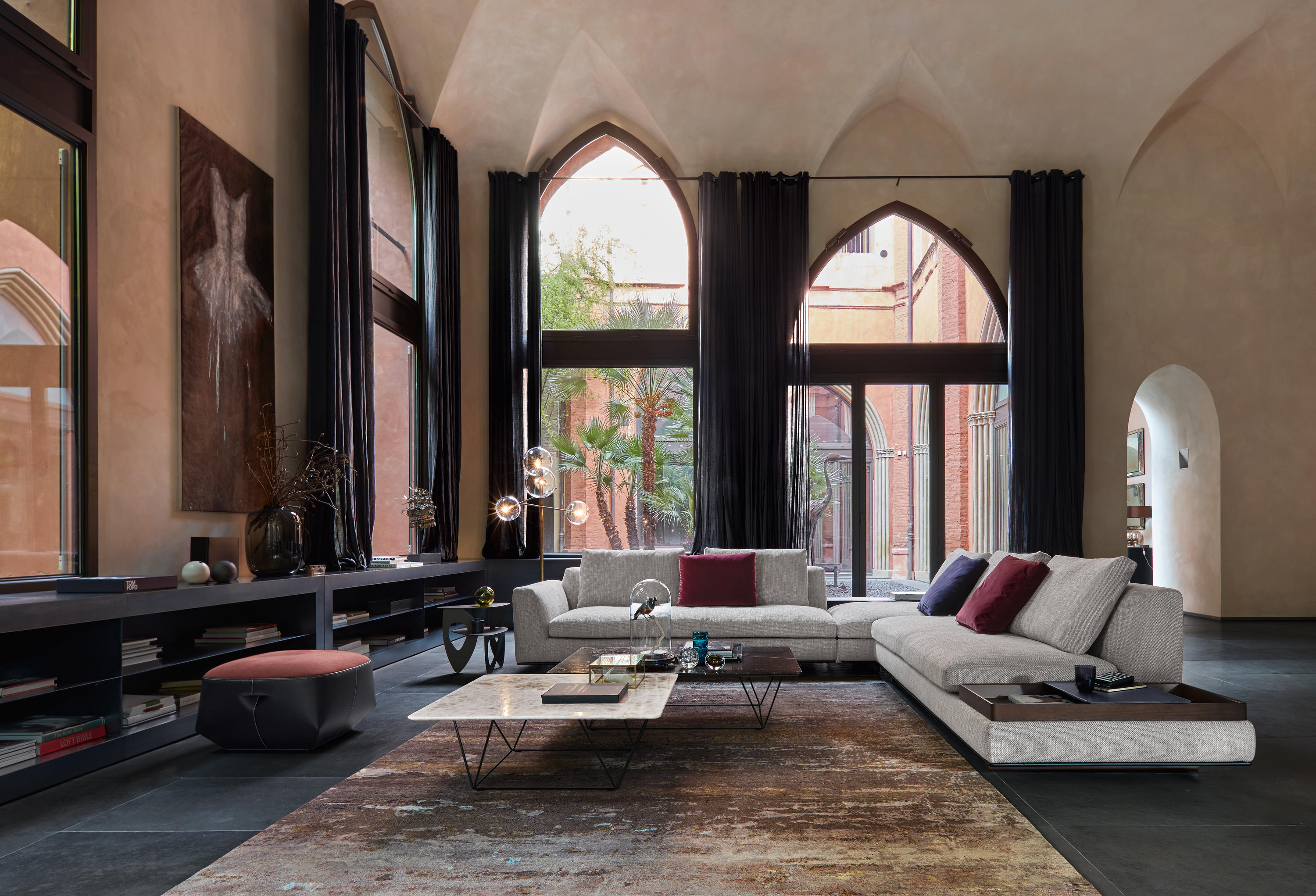 华体会(中国) - 桌几|茶几/边几|办公家具|设计师家具|OKI Table.