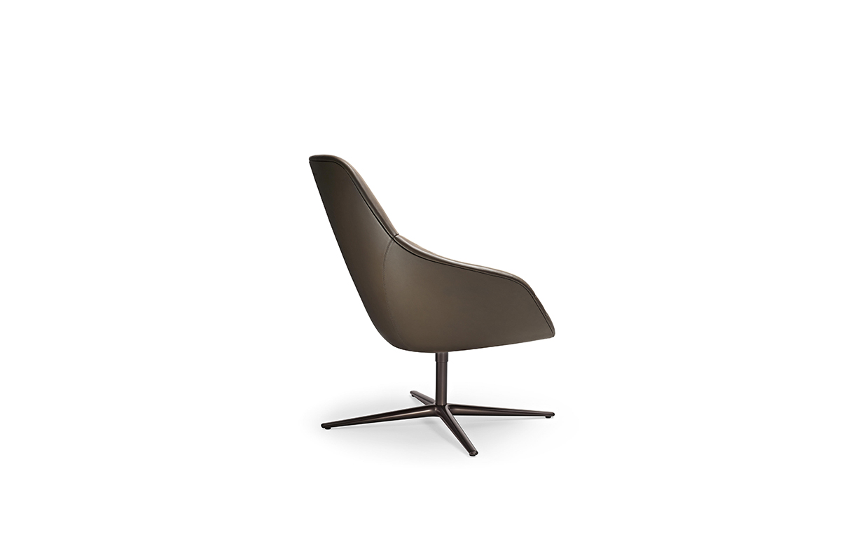 华体会(中国) - 坐具|休闲椅|办公家具|设计师家具|KYO LOUNGE 休闲椅